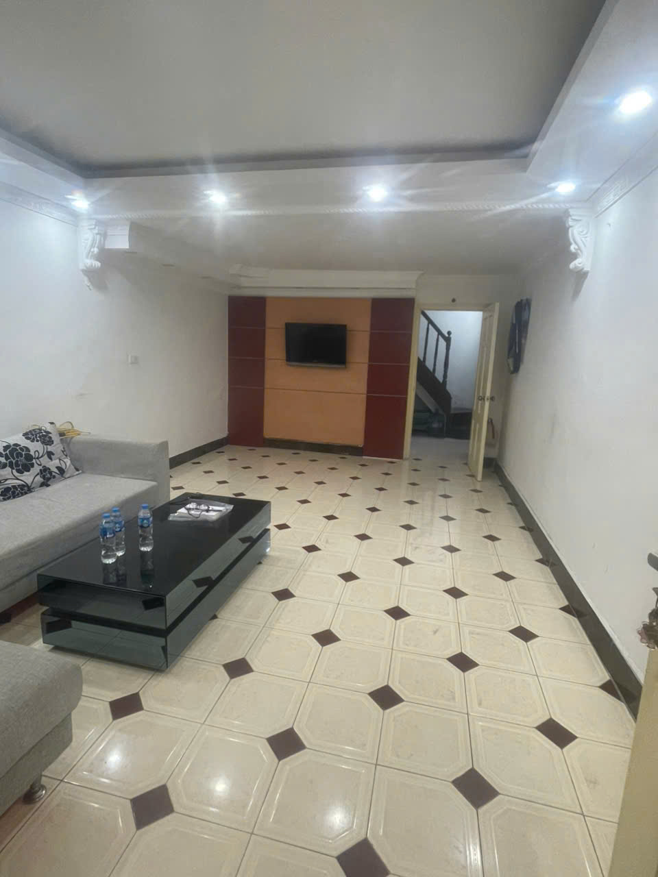  Cho thuê nhà nguyên căn ngõ 18 Tạ Quang Bửu 45m² x 4 tầng, 3 ngủ, 3 vệ sinh, 12 Triệu 