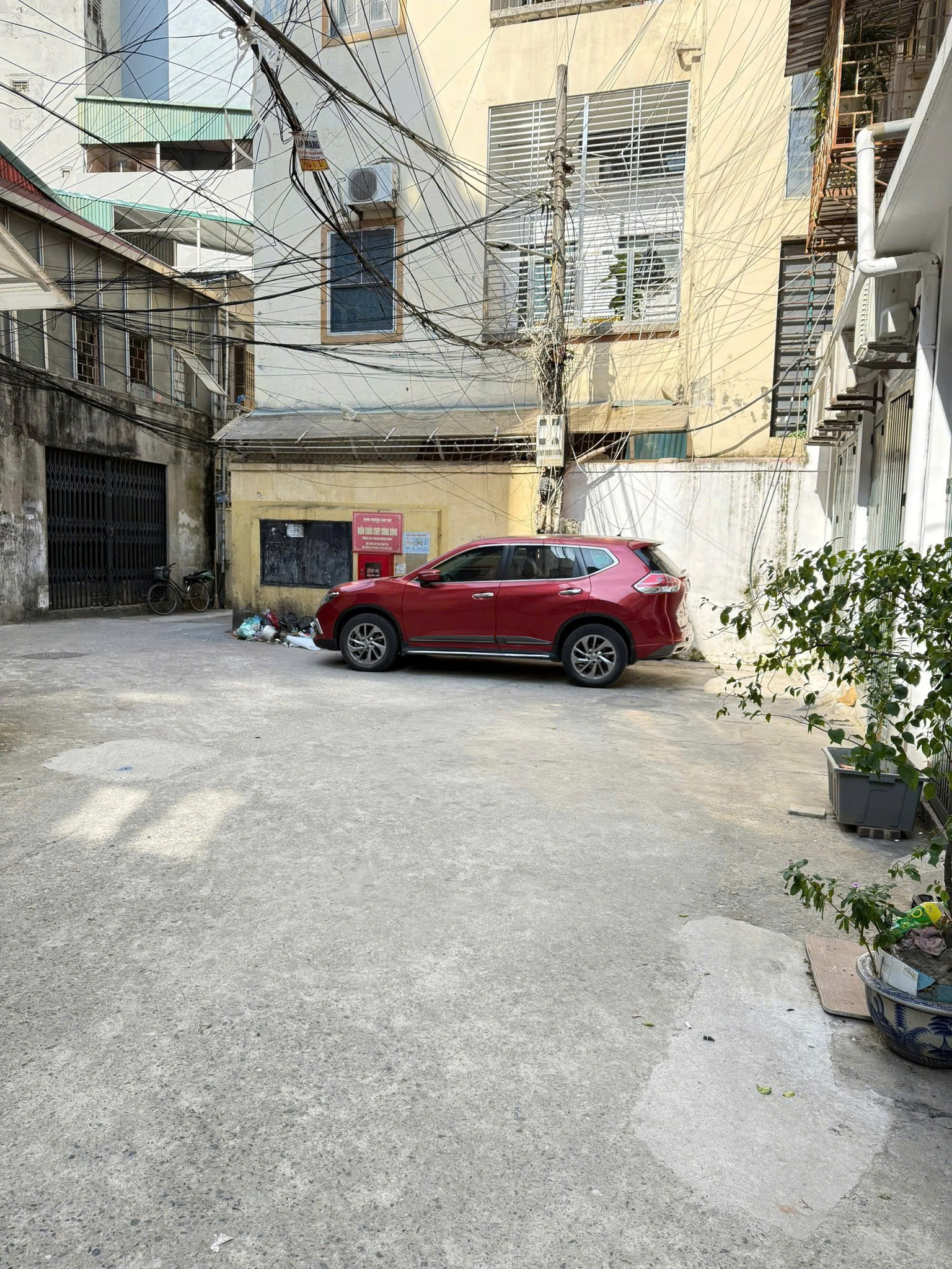  Cho thuê căn hộ Tập thể 573 Giải Phóng, 70m2, 2 ngủ, 1 vệ sinh, 9.5 Triệu 