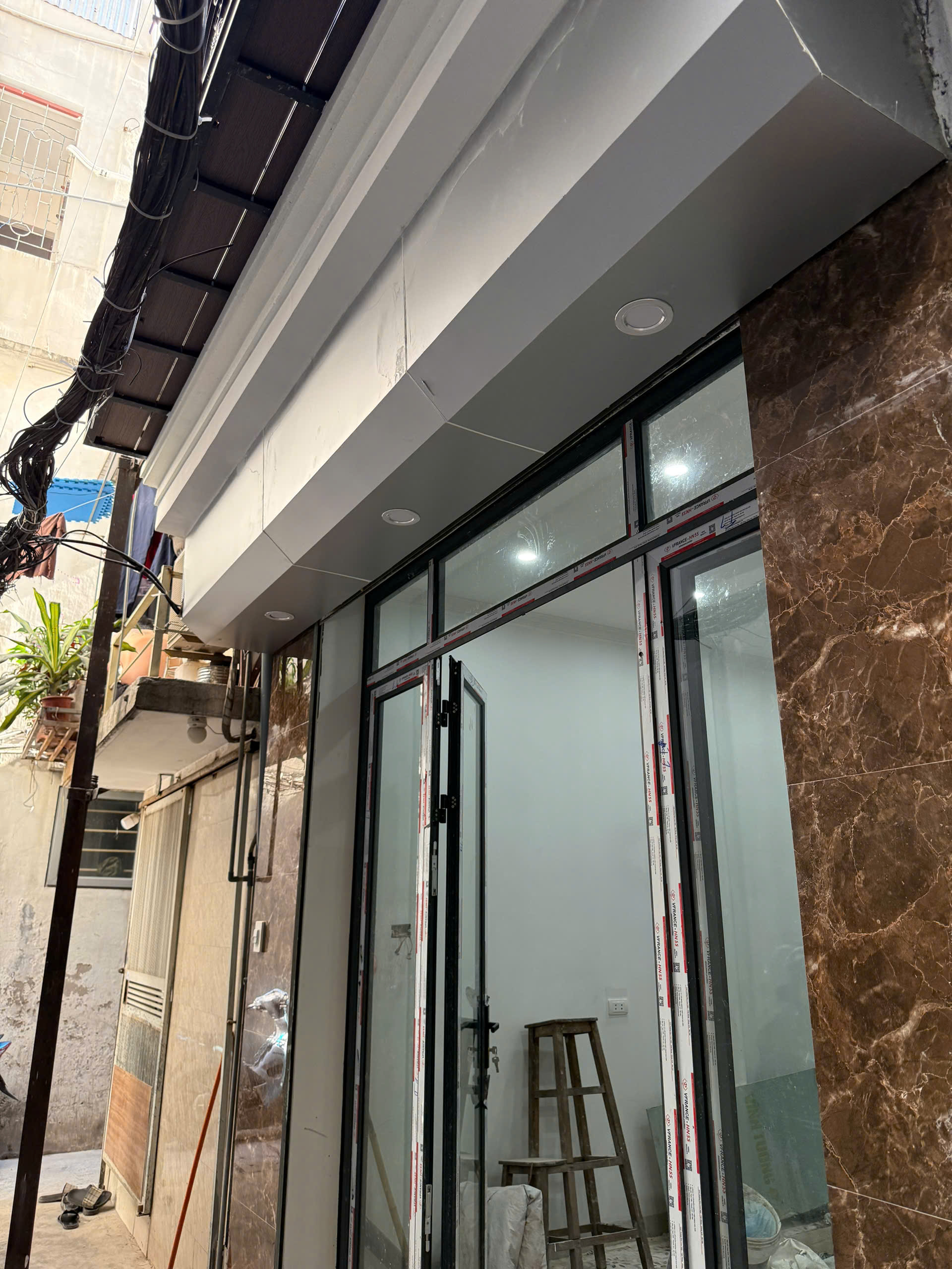  CHÍNH CHỦ CẦN BÁN NHÀ TT ĐỐNG ĐA 5 TẦNG 3 NGỦ GIÁ 5.X TỶ CÓ TL 