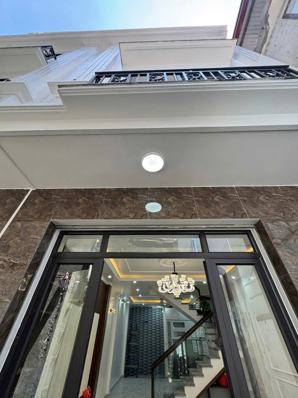  BÁN NHÀ ĐỘC LẬP 4 TẦNG – SÂN CỔNG RIÊNG – AN ĐÀ, NGÔ QUYỀN,  HẢI PHÒNG. Một lựa chọn đáng giá cho khách tìm nhà ở khu vực dân trí cao, tiện ích đầy đủ, kết nối thuận tiện. 