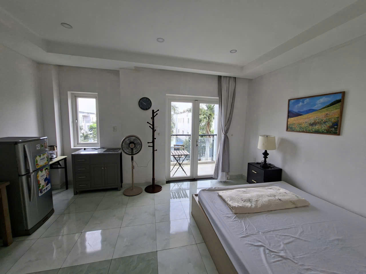  CHO THUÊ PHÒNG TRONG KHU COMPOUND MEGA VILLAGE – KHANG ĐIỀN - MẶT TIỀN VÕ CHÍ CÔNG - PHƯỜNG PHÚ HỮU- QUẬN 9 -TPHCM 