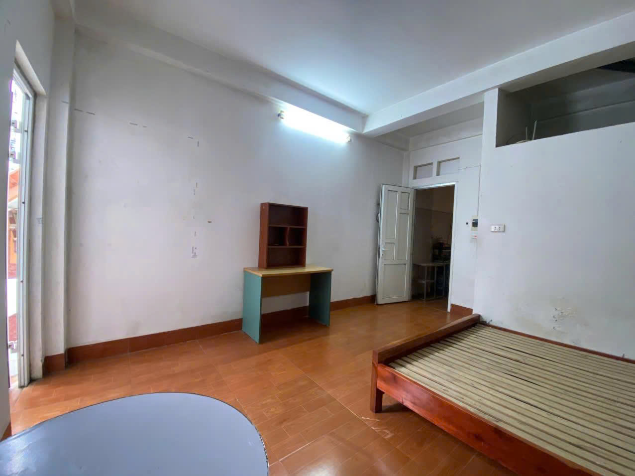  Cho Thuê phòng cực đẹp ban công thoáng ô tô đỗ tại Ngõ 116 Miếu Đầm, Mễ Trì 