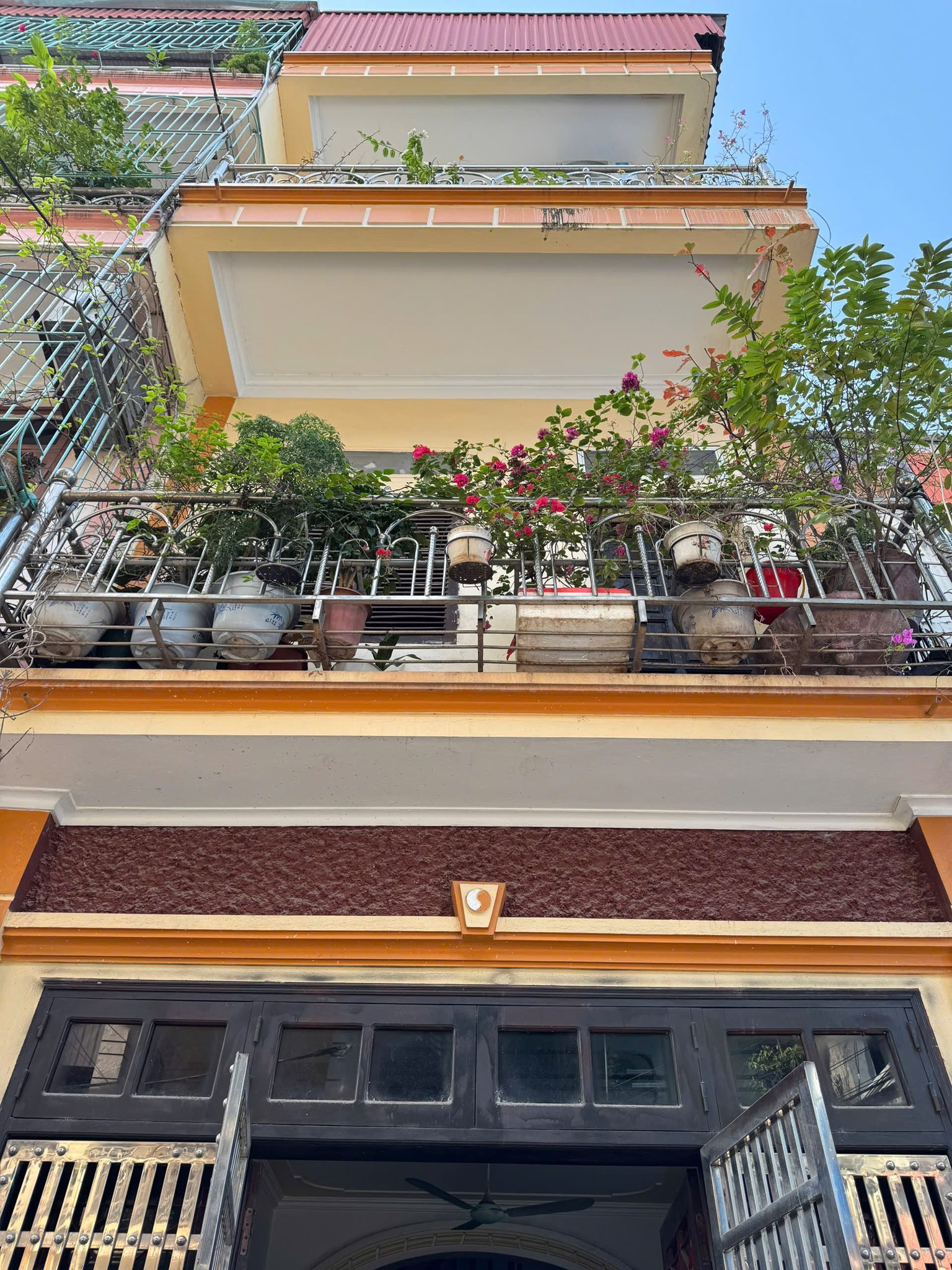  CHỈ 12.X TỶ NHÀ LÔ GÓC DÂN XÂY NGỌC THỤY 52M2, MẶT TIỀN 4M, Ô TÔ TRÁNH DỪNG ĐỖ 