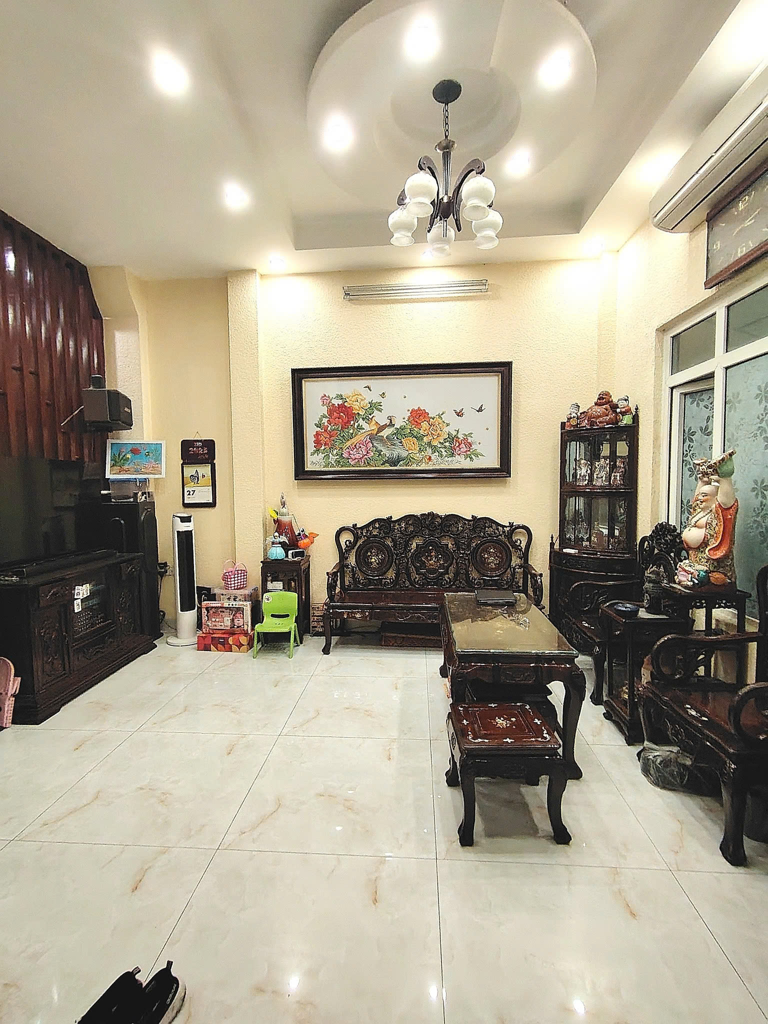  Bán nhà mặt phố Trần Hưng Đạo, 50m2, 5 tầng, mặt tiền 5m, 50 tỷ, vỉa hè rộng, dòng tiền 60tr/tháng 