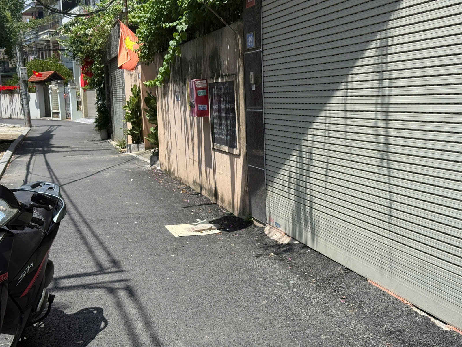  BÁN NHÀ CẦU GIẤY – PHÂN LÔ Ô TÔ NGỦ TRONG NHÀ – THANG MÁY CHỜ – 2 THOÁNG – 19.6 TỶ 