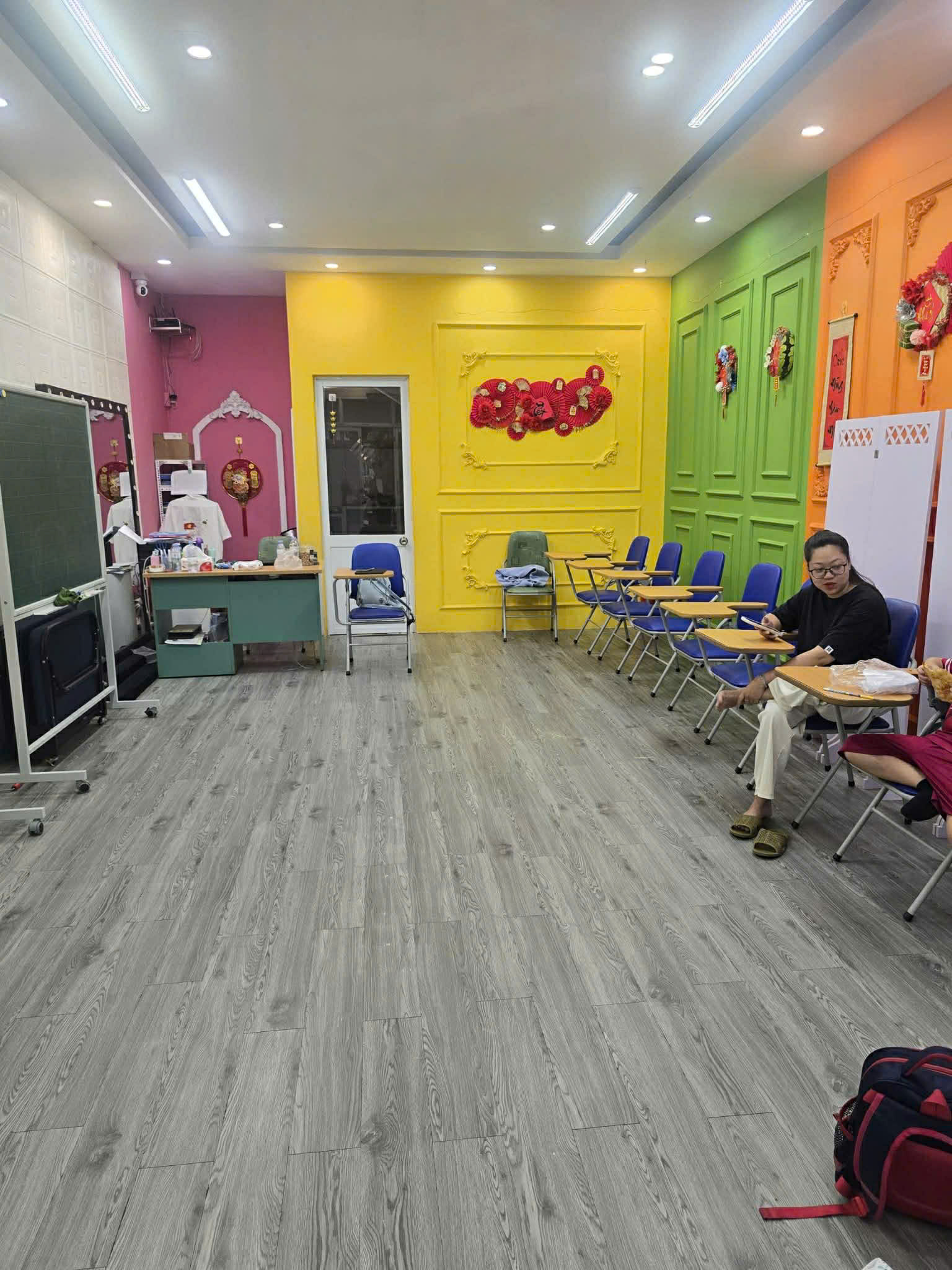  CHO THUÊ NHÀ NGUYÊN CĂN MẶT ĐƯỜNG HẠ LÝ – HỒNG BÀNG, HẢI PHÒNG 