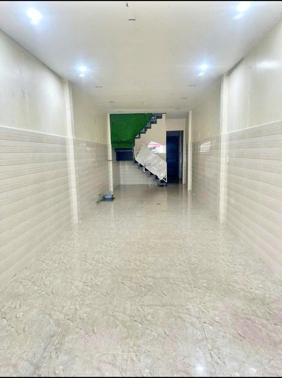  Cho thuê nhà nguyên căn 2 phòng ngủ có mặt bằng kinh doanh mặt tiền Phan Đình Phùng Phường 2 Đà Lạt giá 20 triệu 