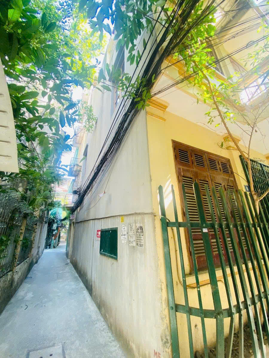  BÁN CĂN 65M-3 TẦNG HƠN 22 TỶ Ở TRUNG TÂM - LÔ GÓC - NGÕ NÔNG - GẦN PHỐ - CỰC THOÁNG - KINH DOANH NHỎ - TIỆN ÍCH BẠT NGÀN- 3 BƯỚC RA PHỐ???? 