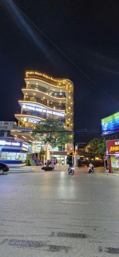  Bán toà nhà mặt đường DT 803 M Ngô Gia Tự Đằng Lâm Hải An 