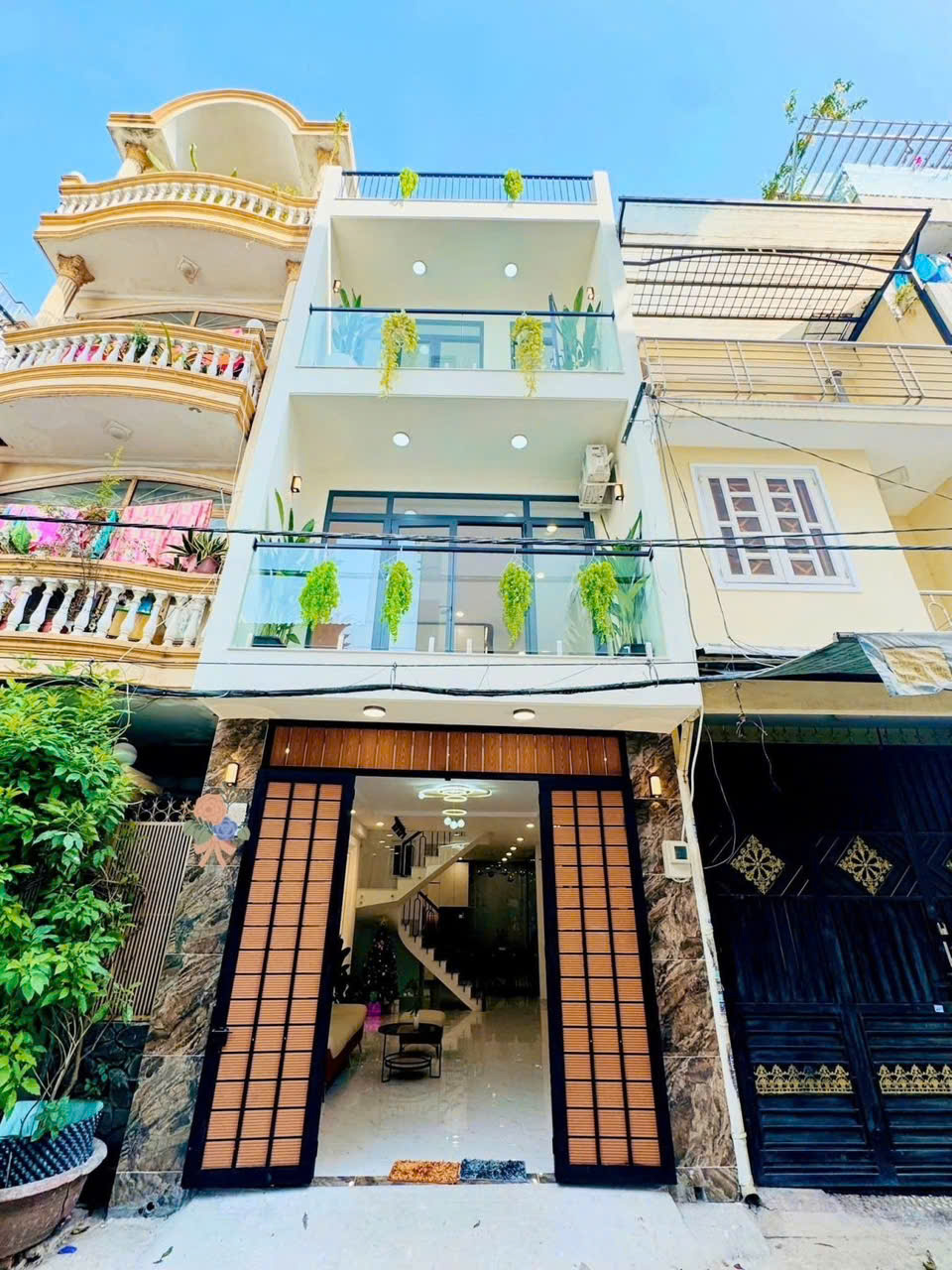  Bán nhà Tô Hiệu, Hẻm 6m ô tô đỗ cửa, Hẻm thông, (4x13.3) 3 tầng mới, Chỉ 8tỷ nhỉnh xíu 