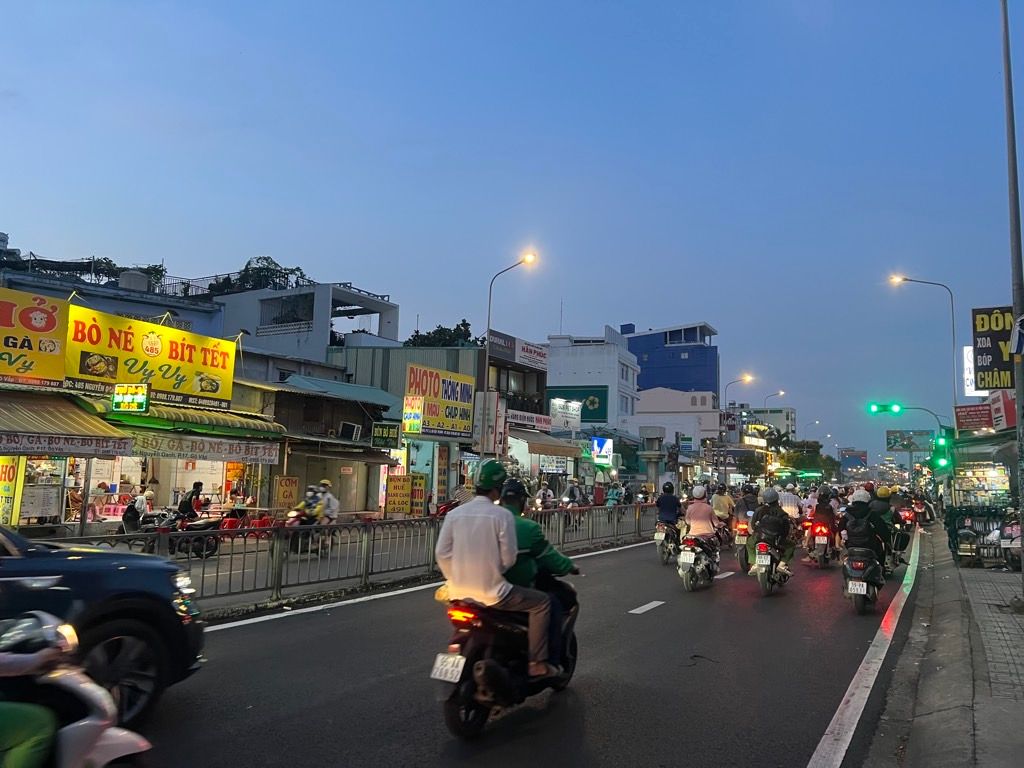  Bán nhà Măt Tiền Nguyễn Oanh, Gò Vấp, 106m2, 2PN,11 tỷ 