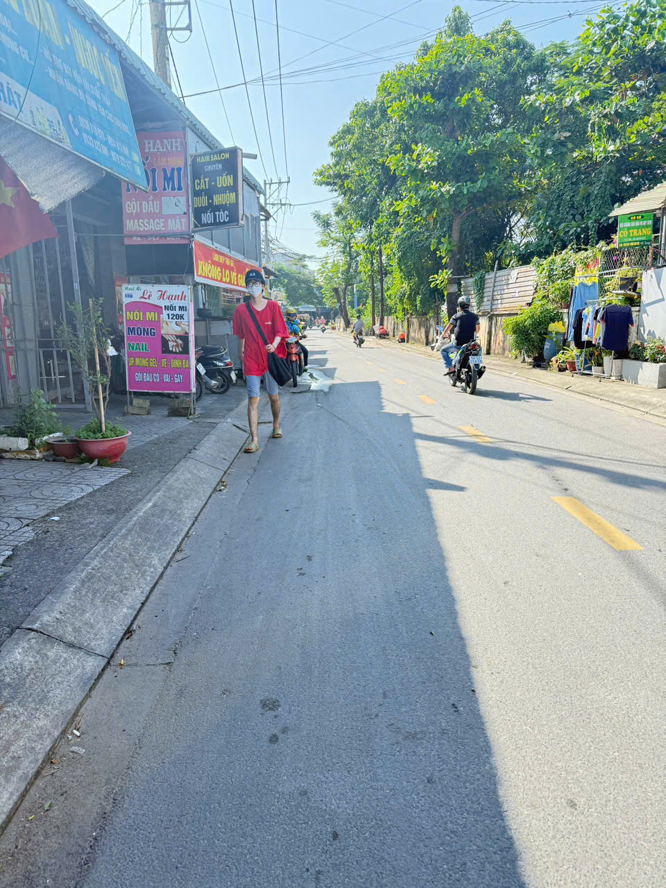  Bán nhà mặt tiền 9,9x36m giá 23 tỷ Đường Hiệp Thành 17 