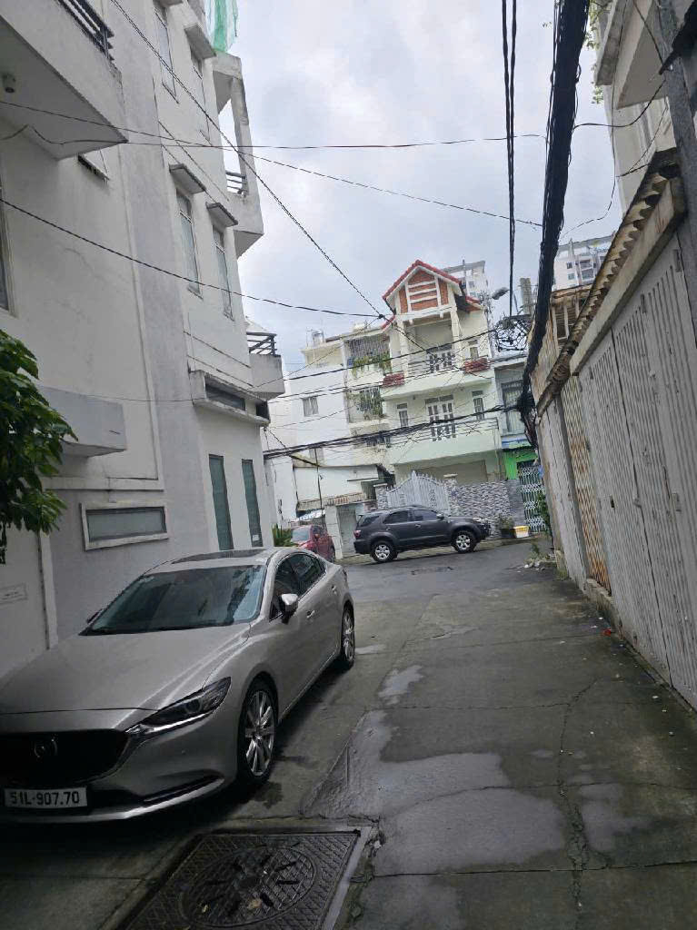  Mặt tiền xe hơi kinh doanh Diện tích 56 m2 Có 4 tê Q4 