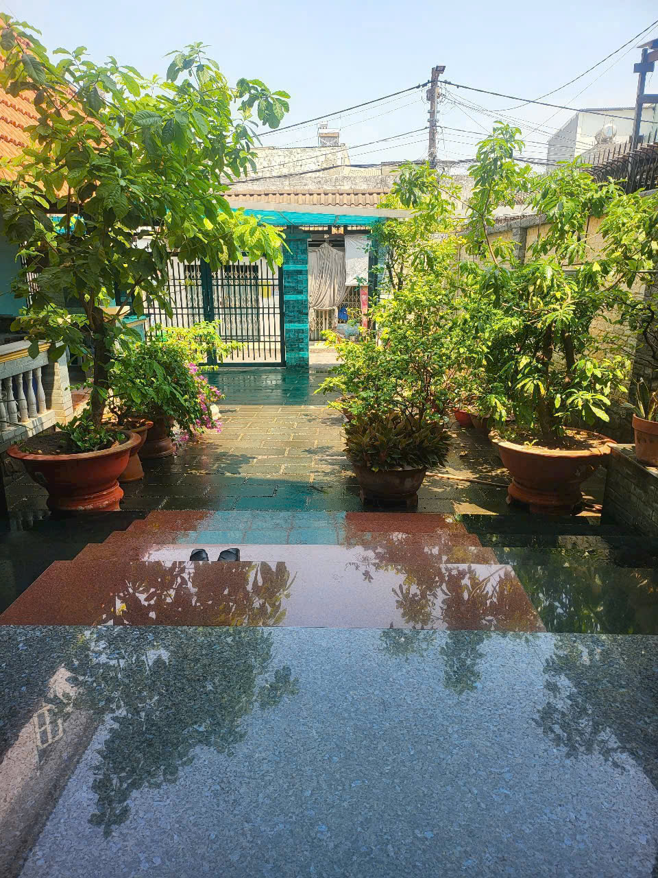  BIỆT THỰ ĐẸP – SỔ HỒNG RIÊNG – MẶT BẰNG RỘNG 213m² – LINH TÂY, THỦ ĐỨC – GIÁ 13.5 TỶ (THƯƠNG LƯỢNG MẠNH CHO KHÁCH THIỆN CHÍ) 