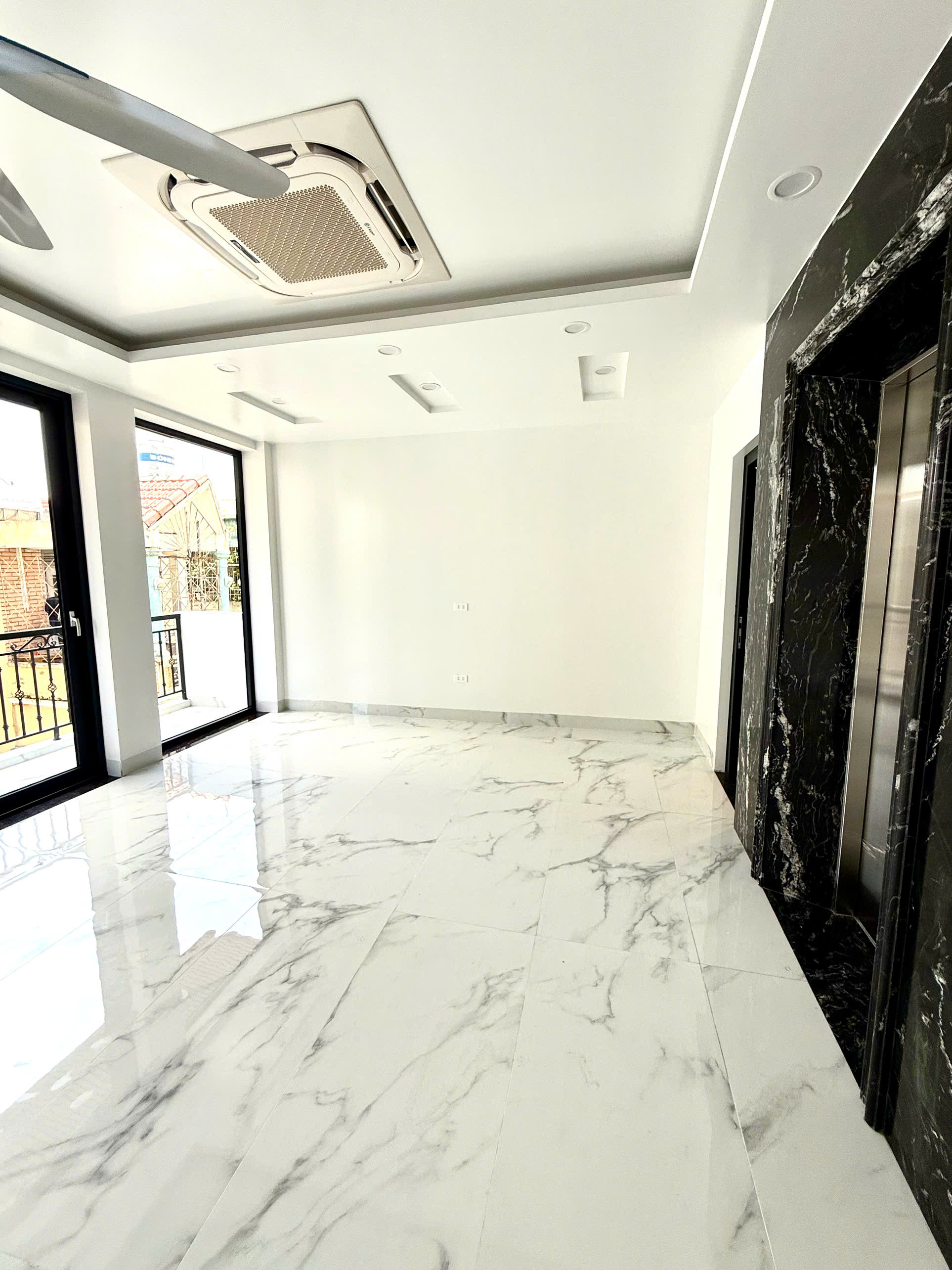  Cho thuê phòng tại Đê Trần Khát Chân – P. Thanh Nhàn – Quận Hai Bà Trưng Hà Nội 