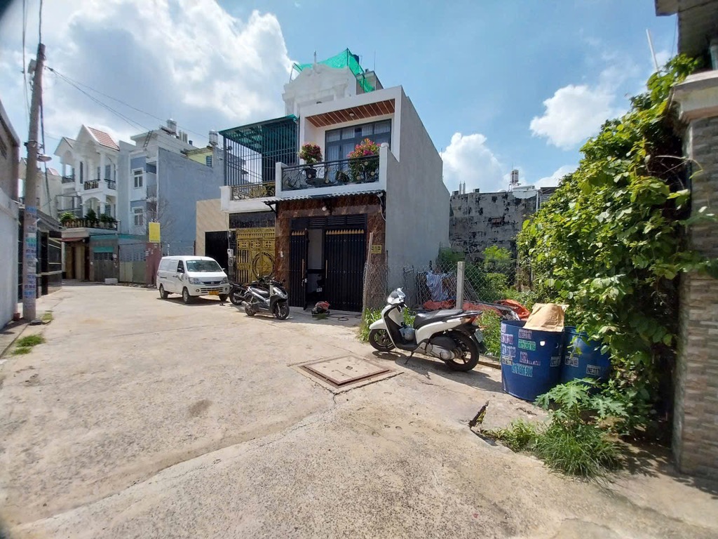  Lô đất đep Nguyễn Anh Thủ PTCH  Q12 / 5 X22 Hxh 8M / 5,2 tỷ 