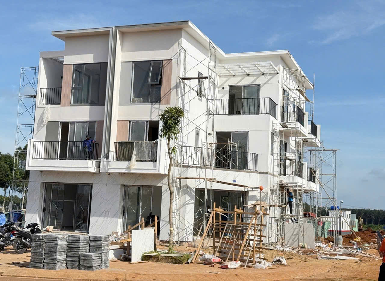  Sở Hữu Ngay: Lô Đẹp Dầu Giây, Nội Khu Hoàn Thiện – Công Viên – Trường Học – Hồ Bơi 