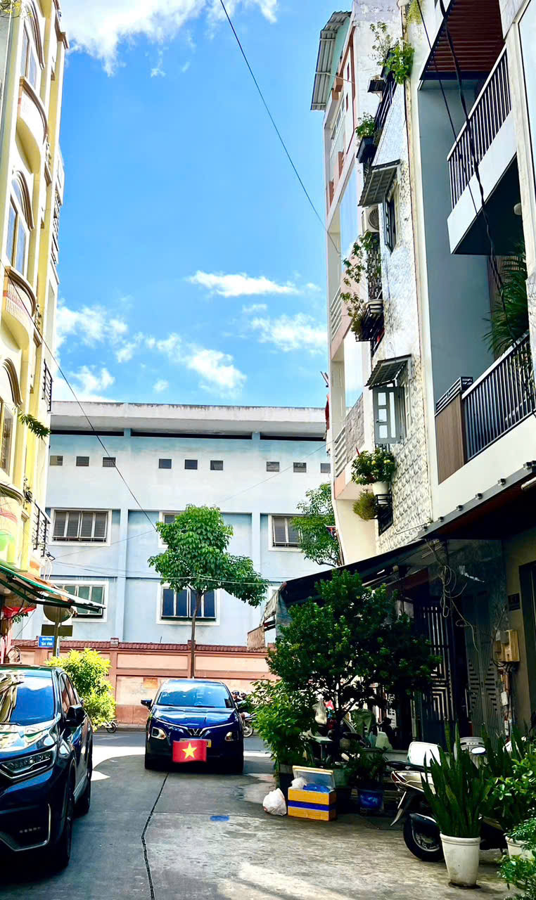  MẶT TIỀN KINH DOANH TÂN VĨNH Q4 
CÓ 6 TỶ 