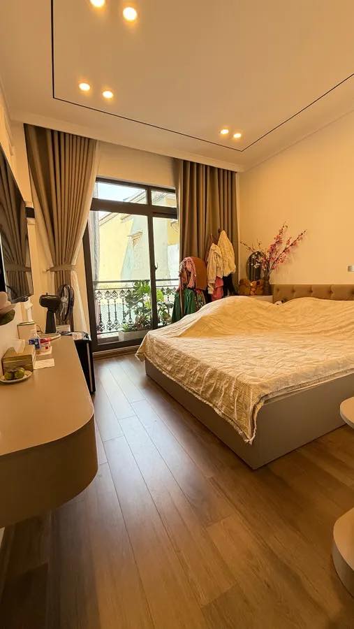  CHỈ VỚI 10.X TỶ, PHỐ NGỌC THỤY 36M2 6T THANG MÁY FULL NỘI THẤT, Ô TÔ CẠNH NHÀ 