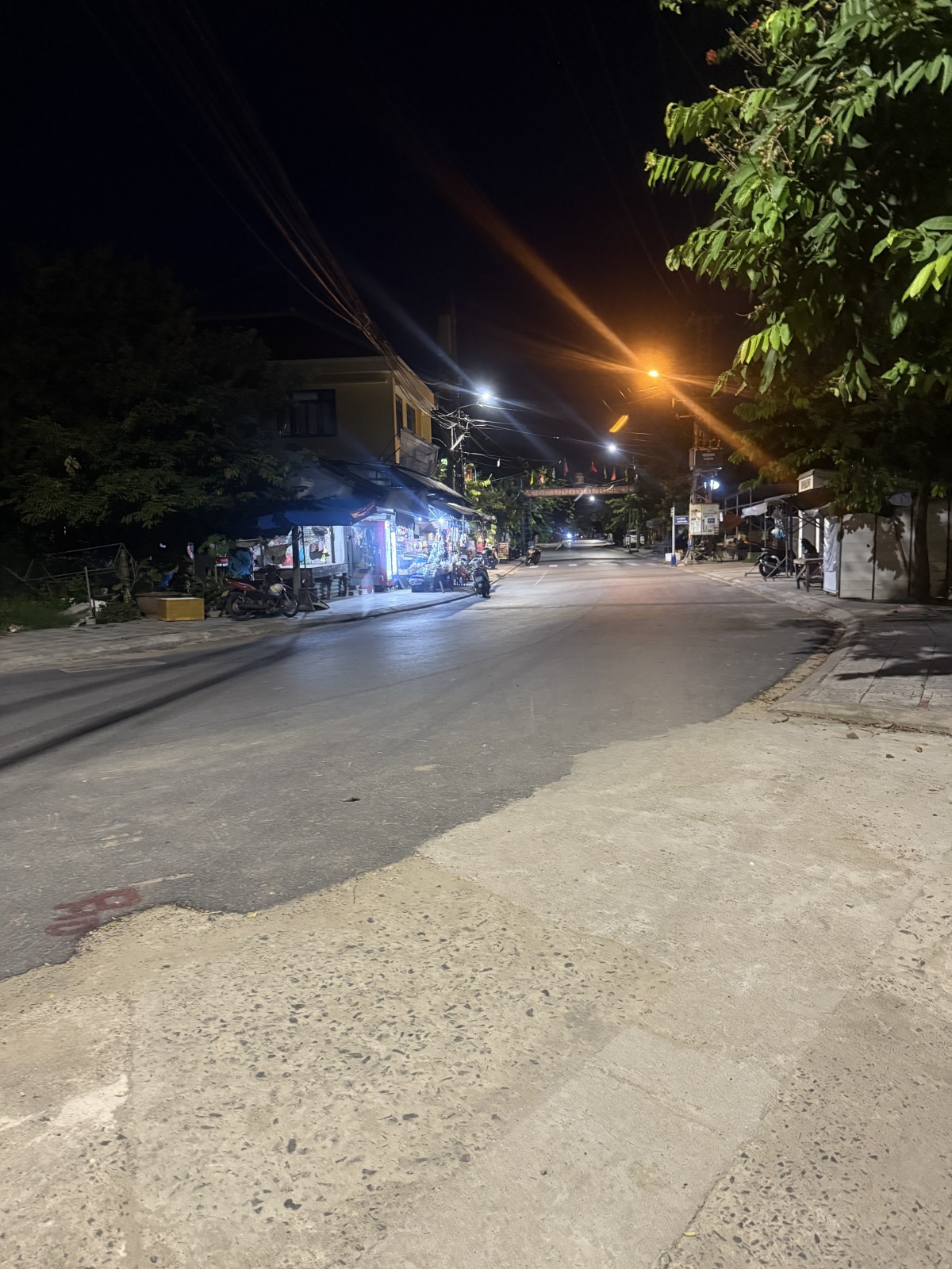  Bán đất mặt tiền Nguyễn Tri Phương, Hội An, giá tốt, 173m2 chỉ 4.45 tỷ 