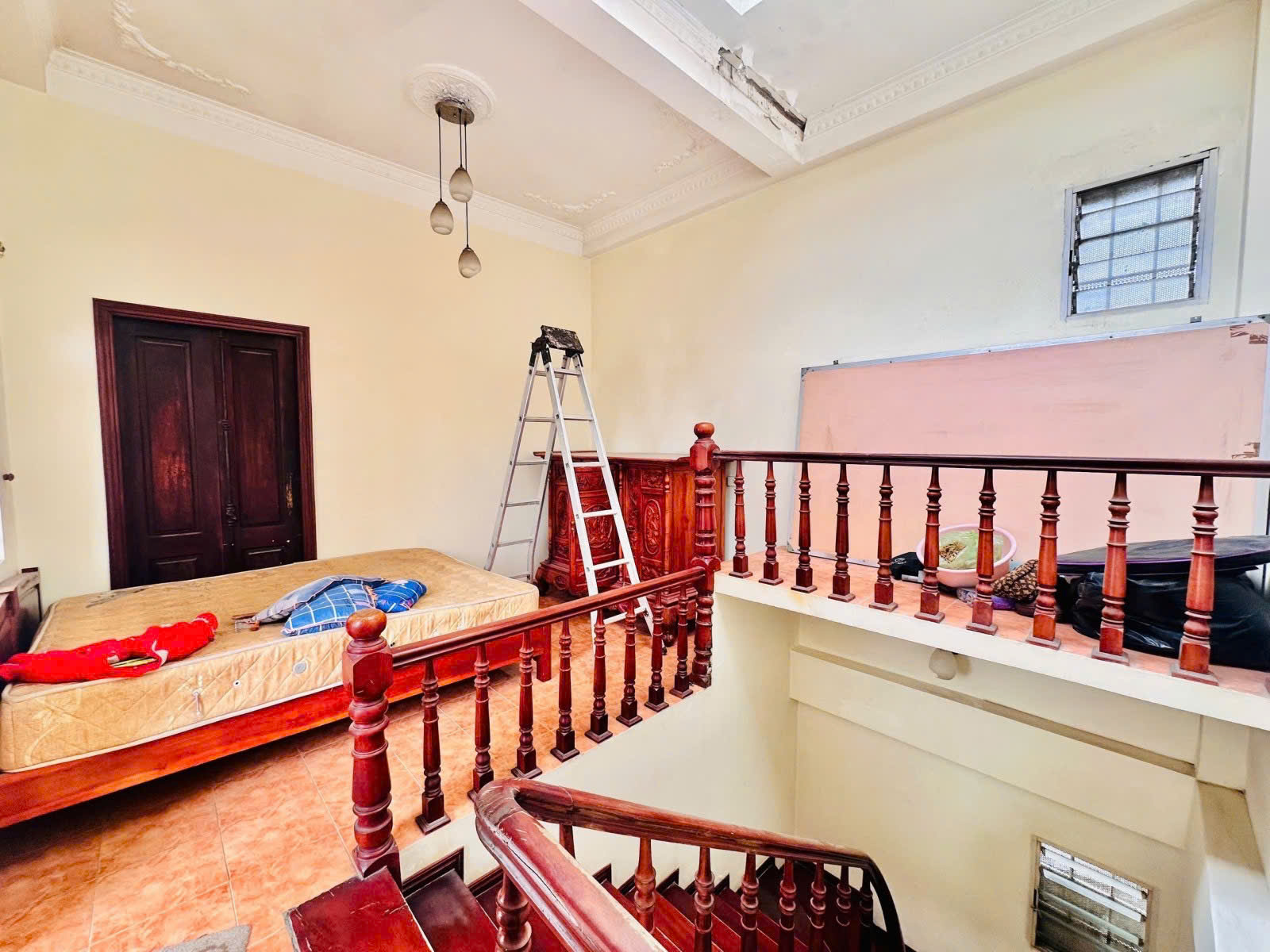  BÁN NHÀ TRƯỜNG CHINH – GIÁ CHỈ 13.5 TỶ – Ô TÔ ĐỖ CỬA – KINH DOANH – FULL NỘI THẤT – THOÁNG TRƯỚC SAU 