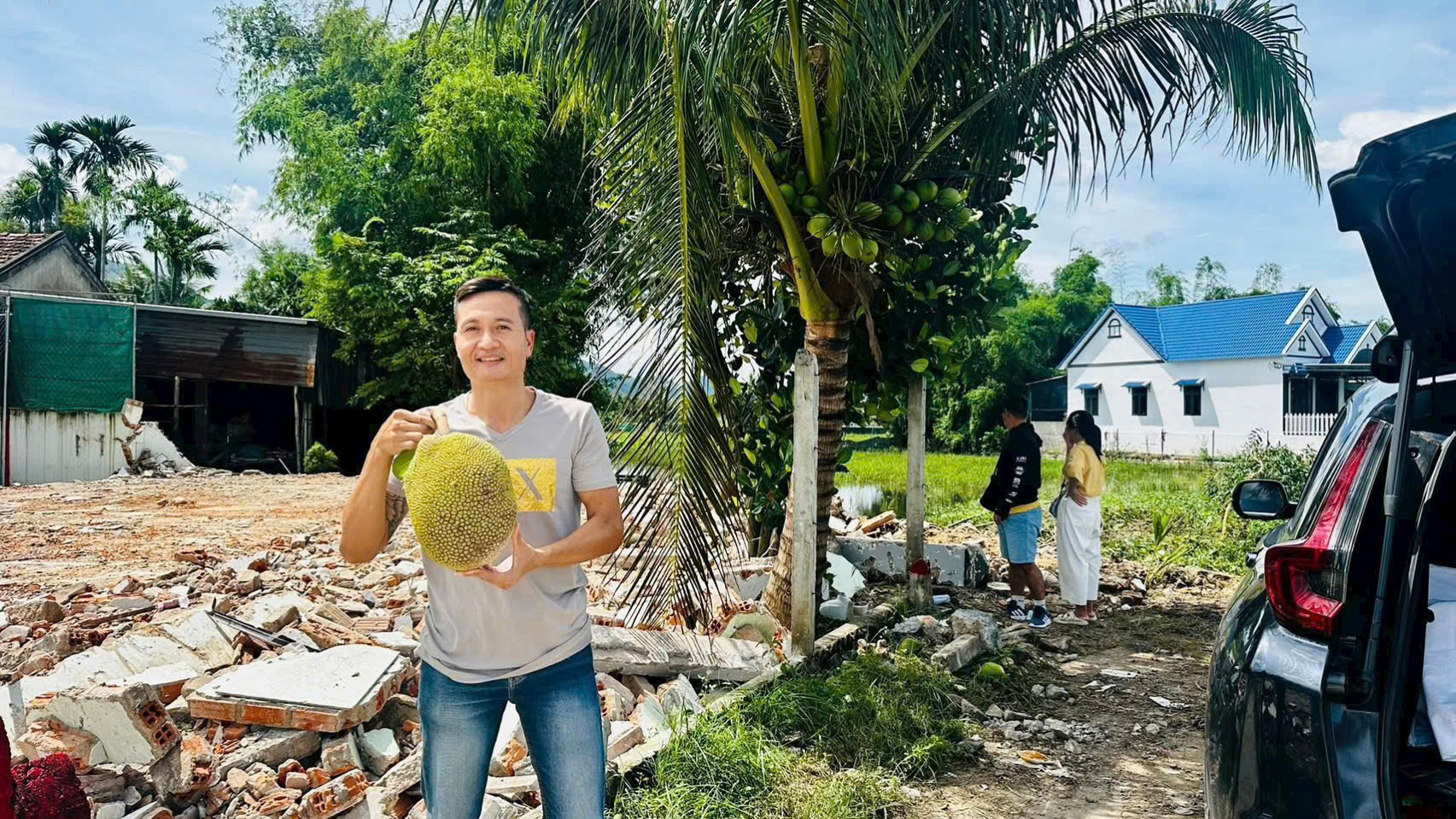  Bán đất Diên Phú đường ô tô , bắc Nha Trang .
Diện tích 99,8m ngang 5 
Giá bán 990tr
mọi thông tin chi tiết vui lòng liên hệ e để đi xem đất 