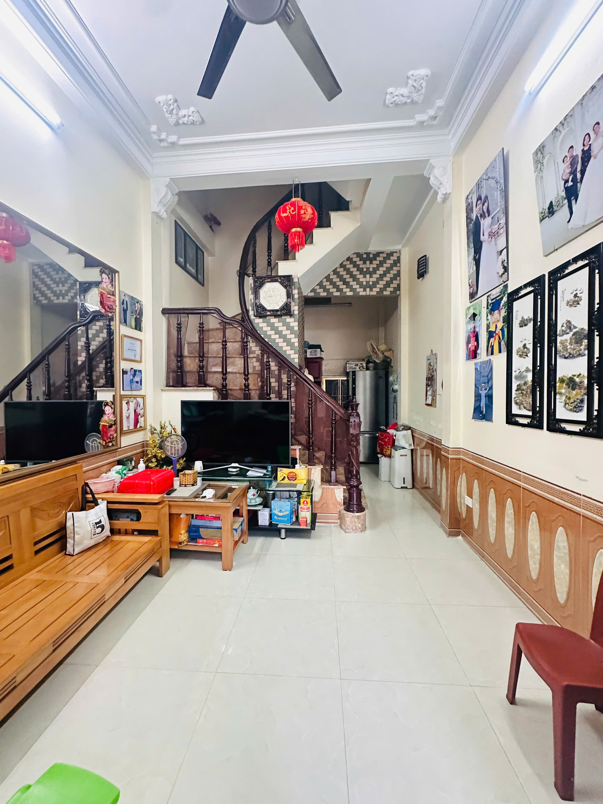  Kim Giang Thanh Xuân – Nhà phân lô, sân đỗ ô tô, phù hợp gia đình ở lâu dài / làm VPlh 0326.213.286 