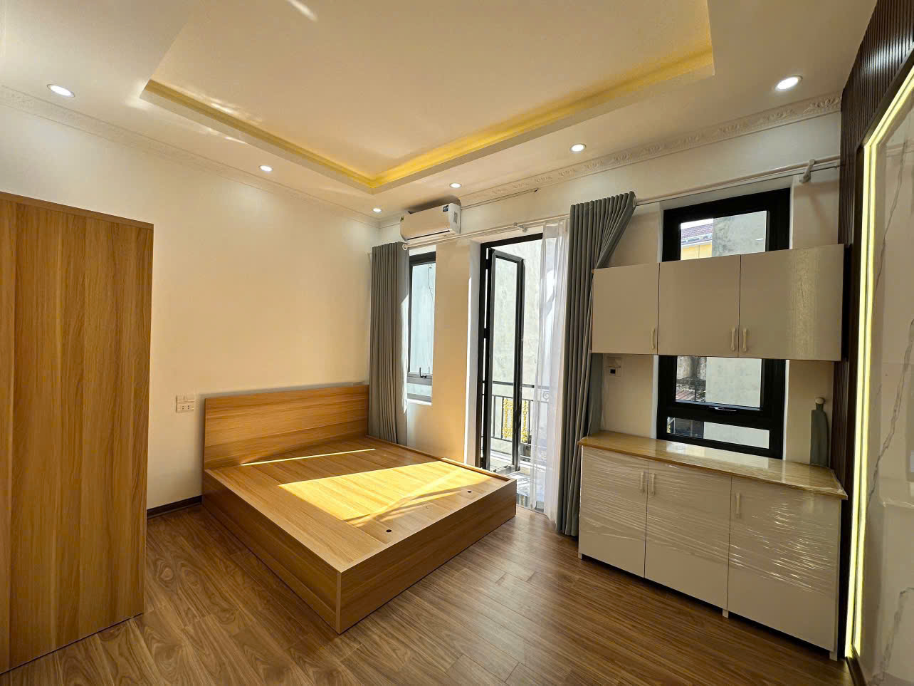  Cho thuê CCMN khép kín mới đẹp thoáng tại ngõ 108 Lò Đúc - Hai Bà Trưng 