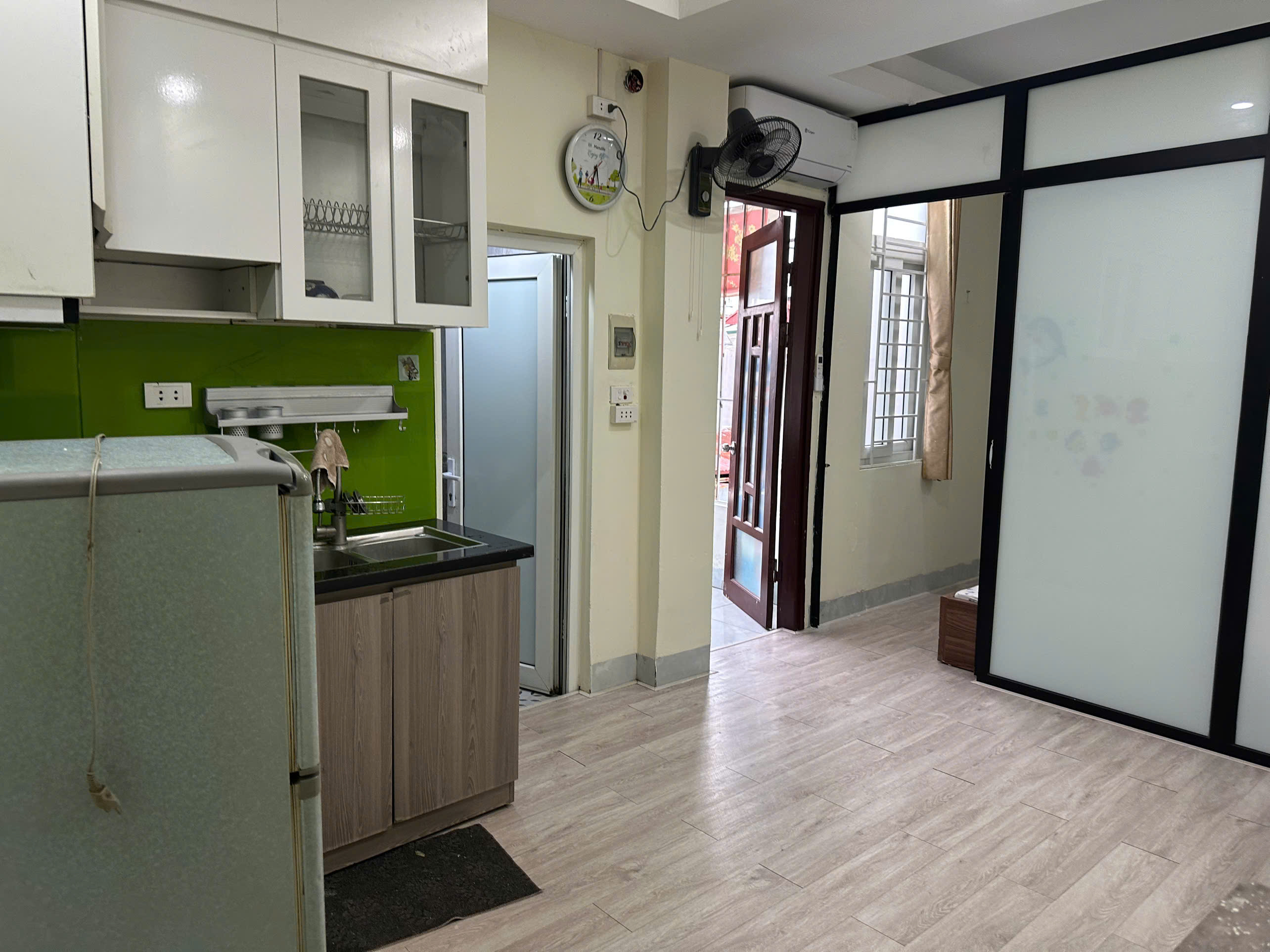  Cho thuê cc mini 2 phòng riêng, 34m²,tại ngõ Văn Hương,Văn Miếu,Đống Đa 