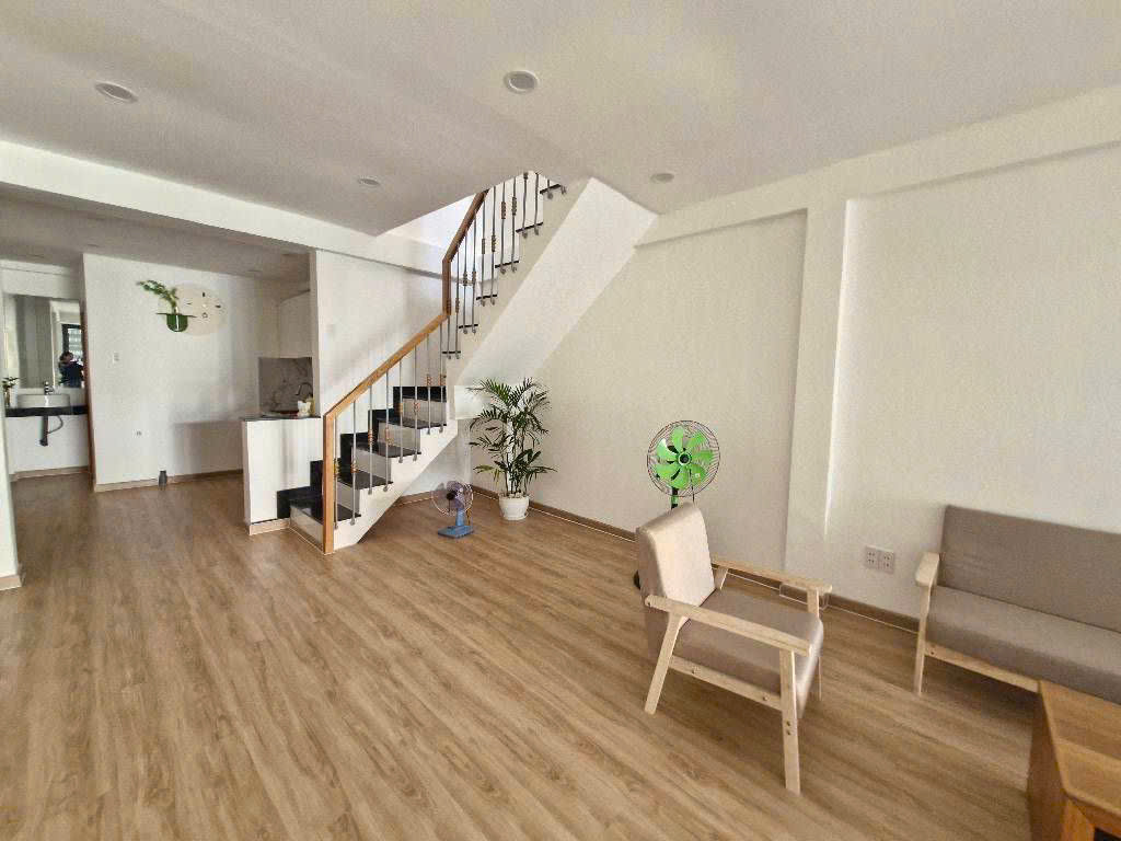  Nhà Quận 2-Mới Đẹp Vào Ở Ngay-Gần Trường-Sổ Riêng_Không Quy Hoạch-4,5Tỷ 