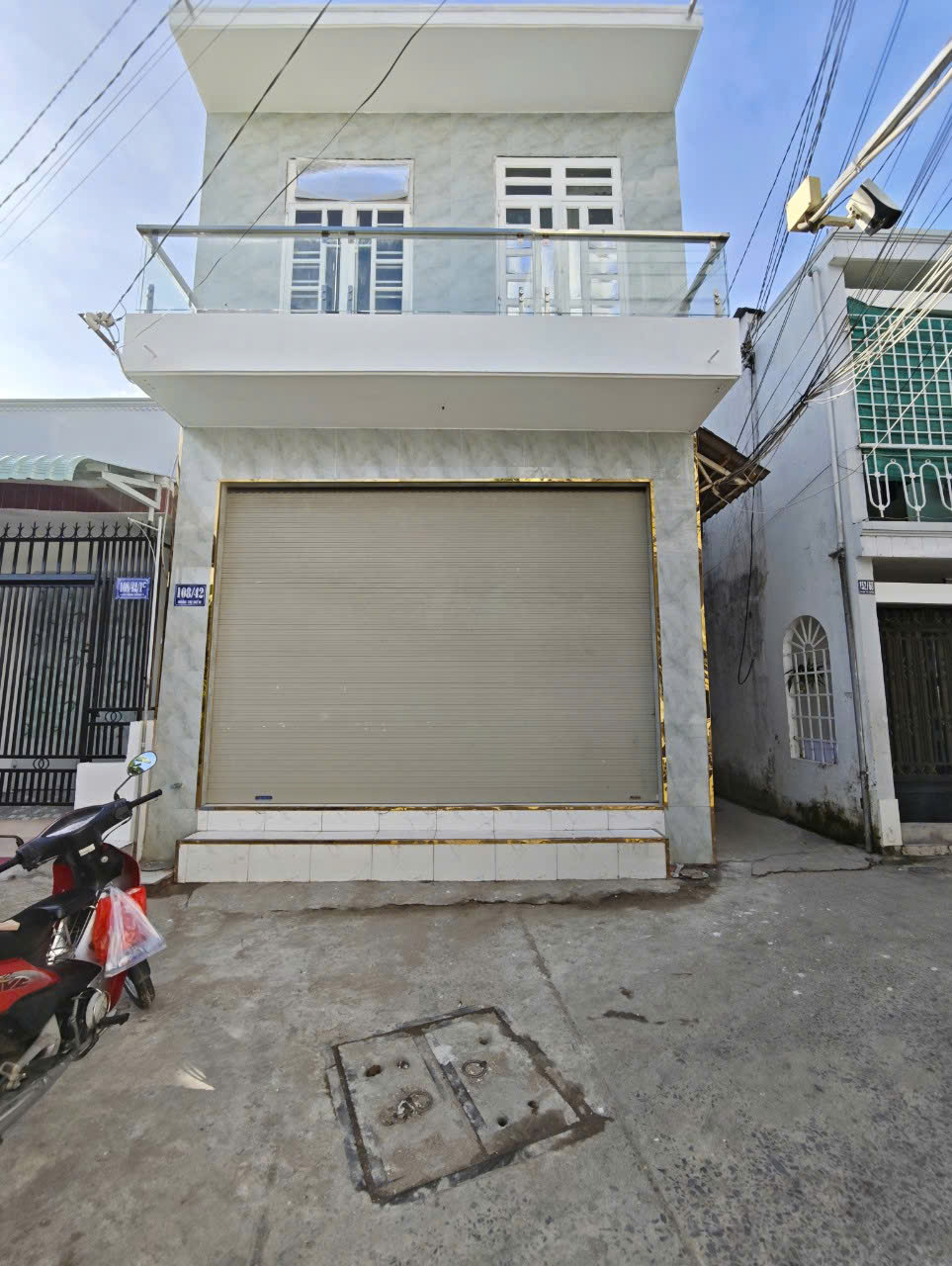  82. Cho thuê nhà 4 triêụ 2 góc mặt tiền gần bệnh viện Phụ Sản Cần Thơ 