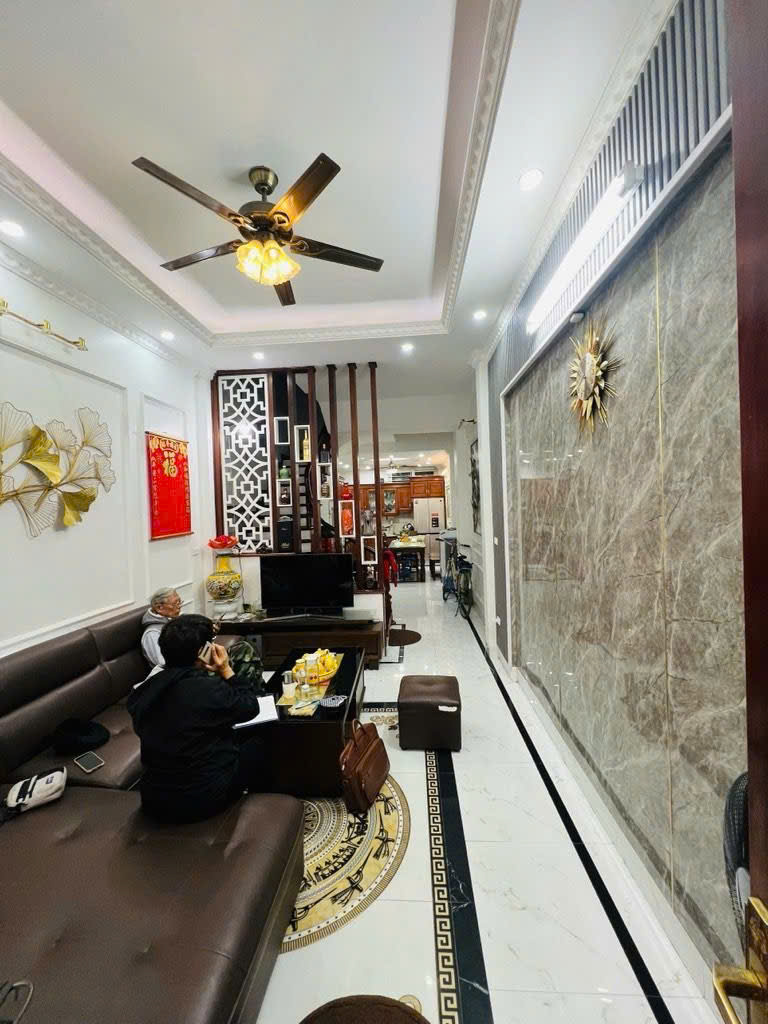  ???? Nhà đẹp dân xây 40 m. 6,35 tỷ – Hai thoáng – 20m ô tô tại Lê Đức Thọ Lh 0972 078 667 