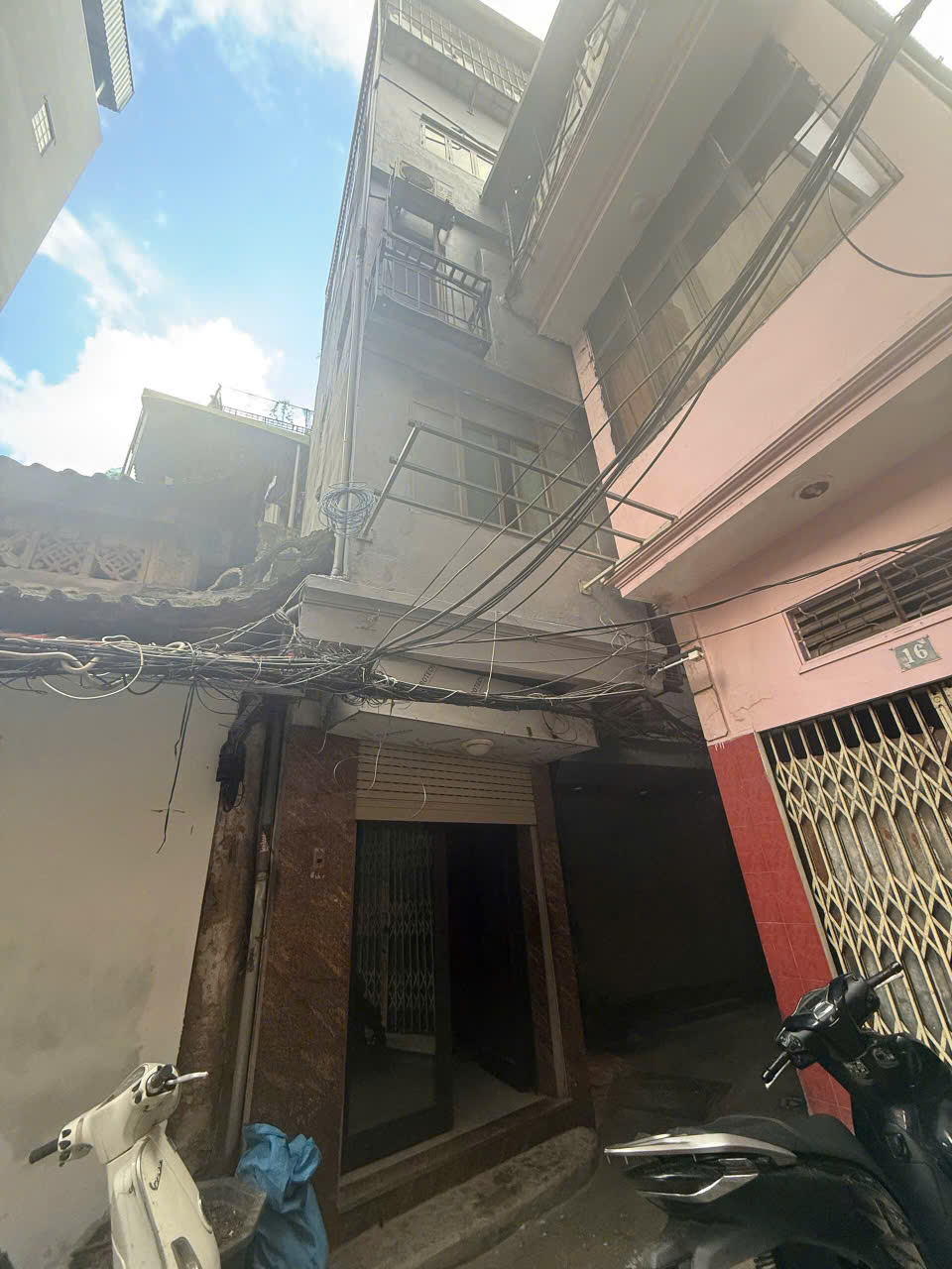  Cho thuê nhà Đê Tô Hoàng 16m² × 5 tầng 3 ngủ, 2 vệ sinh, 8 triệu 