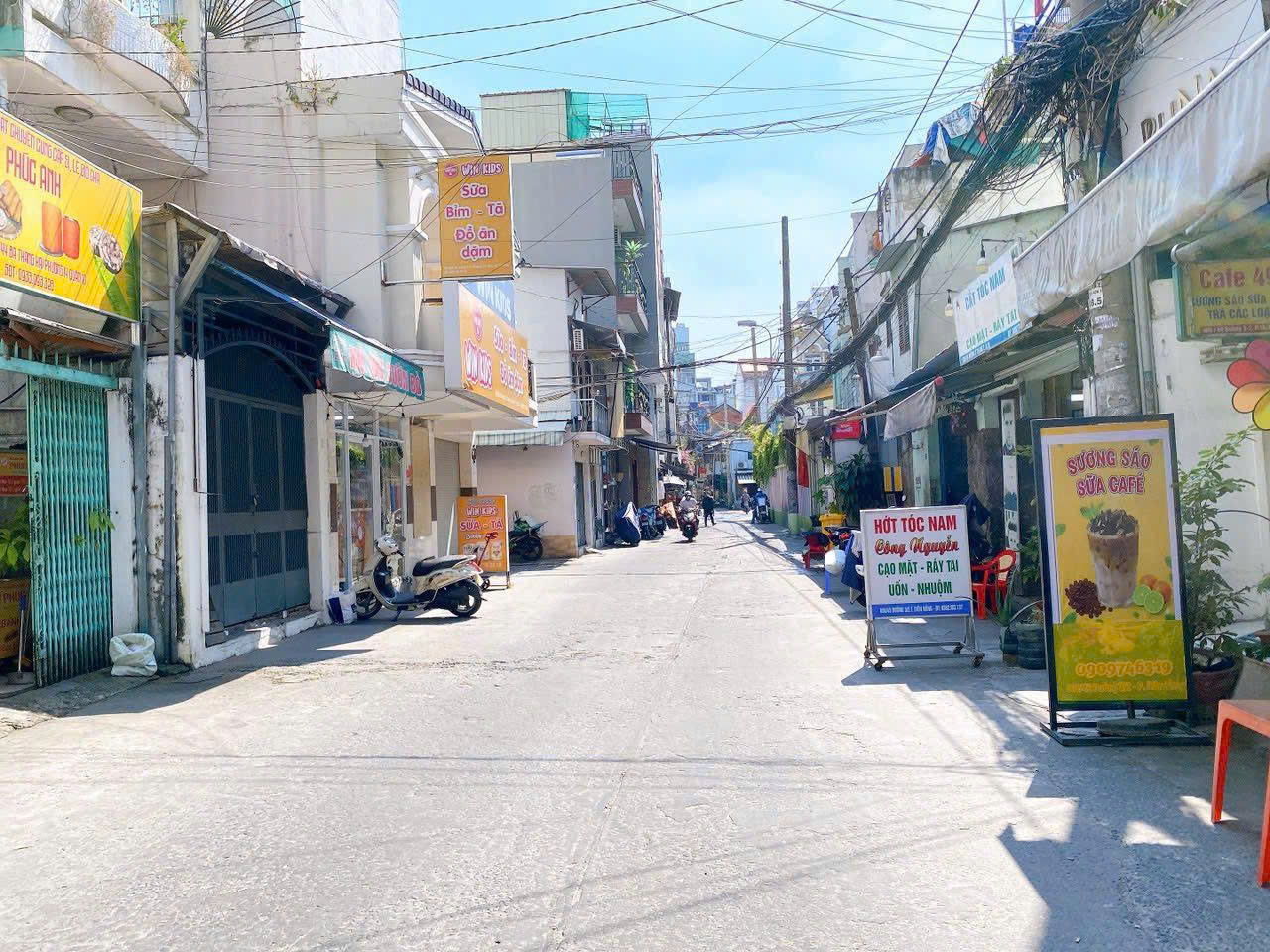  Bán Nhà  Mặt tiền Hẻm 606  Ba Tháng Hai - thông Lý Thường Kiệt, hậu 11x20m, 5 tấm, 32 tỷ. 