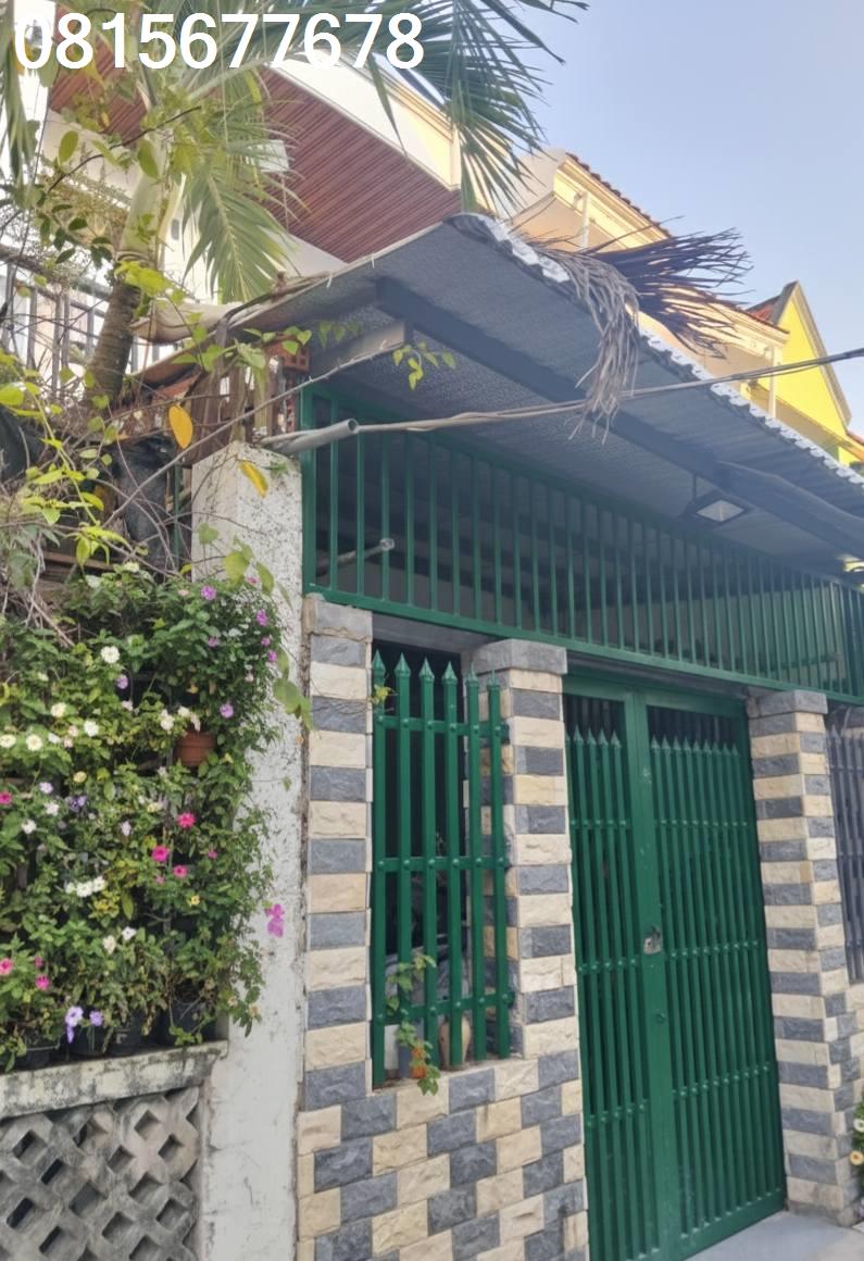  Nhà phố hiện đại P.Tân Thuận, Quận 7 – Giá 4,2 tỷ 