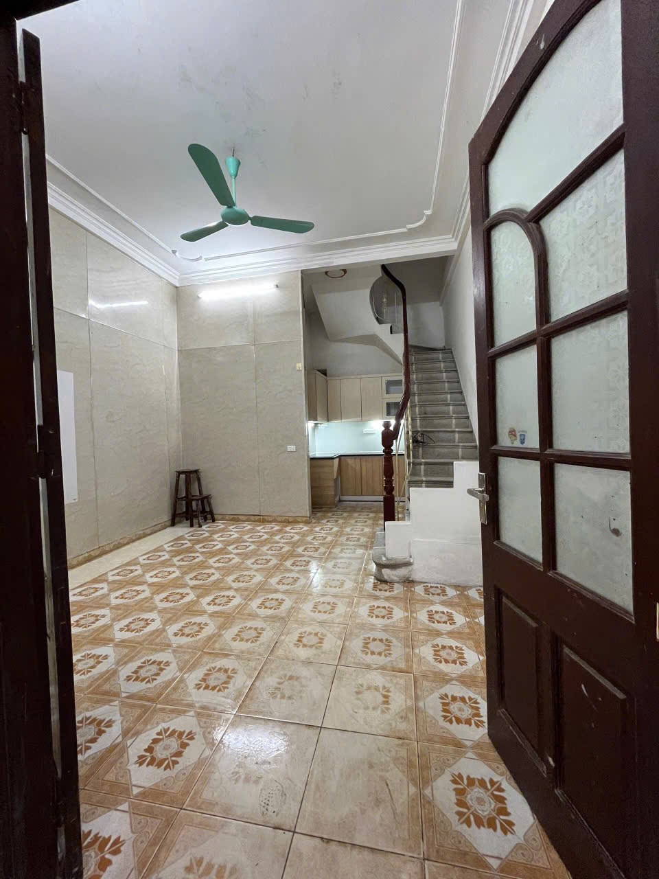  Cho thuê nhà 3 tầng tại ngõ 15 Gốc Đề, 30m² x 3 tầng, 2 ngủ – 3 WC, 9 triệu 