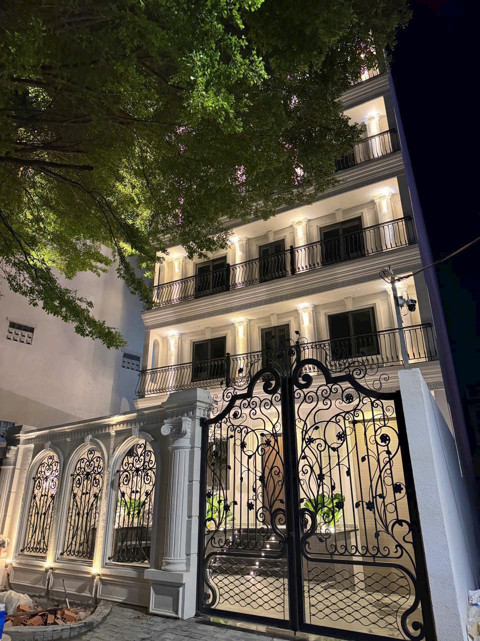  BÁN GẤP TOÀ CHDV 7 TẦNG,ĐƯỜNG 8M,39PN ,LÊ VĂN THỌ, GÒ VẤP,DT 2 TỶ/NĂM, 49 TỶ TL MẠNH 