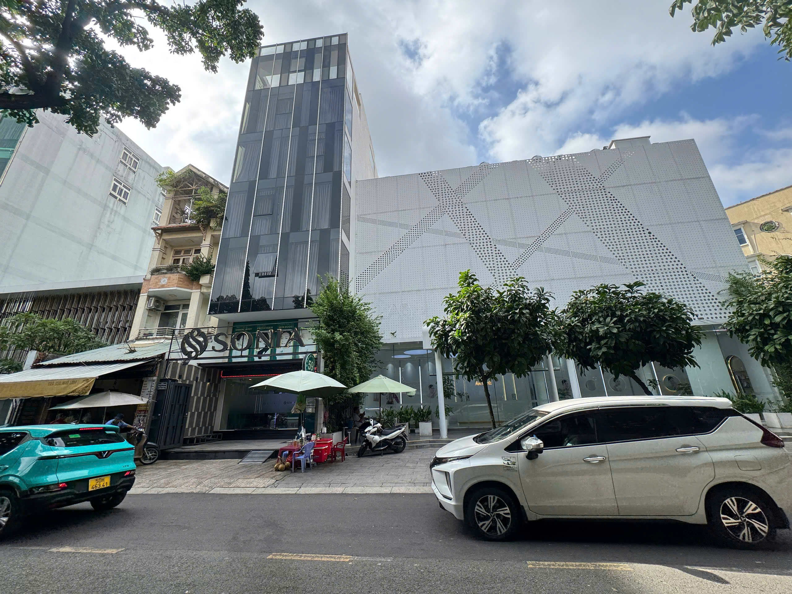  BÁN BUILDING 8 TẦNG CÓ HẦM - MẶT TIỀN KD Đ. NGÔ THỜI NHIỆM, QUẬN 1 - HIẾM NHÀ BÁN - DÒNG TIỀN SIÊU KHỦNG 2,4 TỶ/NĂM 