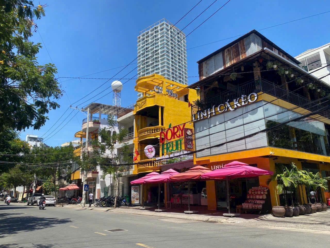  Bán lô đất góc - 2 mặt tiền đường Paster, Xương Huân, Nha Trang Giá bán : 85 tỷ ( có thương lượng )
Giá bán : 85 tỷ ( có thương lượng )
mọi thông tin chi tiết vui lòng liên hệ e 