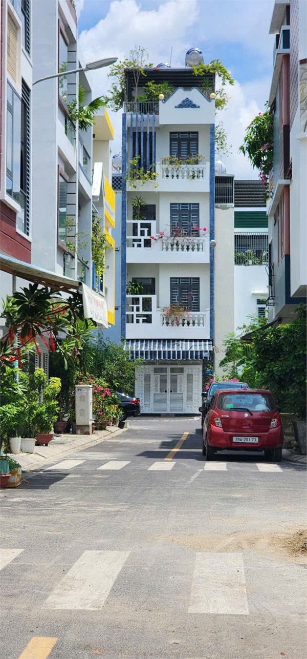  HOT HOT- CẦN BÁN NHÀ TẠI KĐT  VCN Phước Long 2, Đường 28, P.Phước Long, TP.Nha Trang, Khánh Hòa 