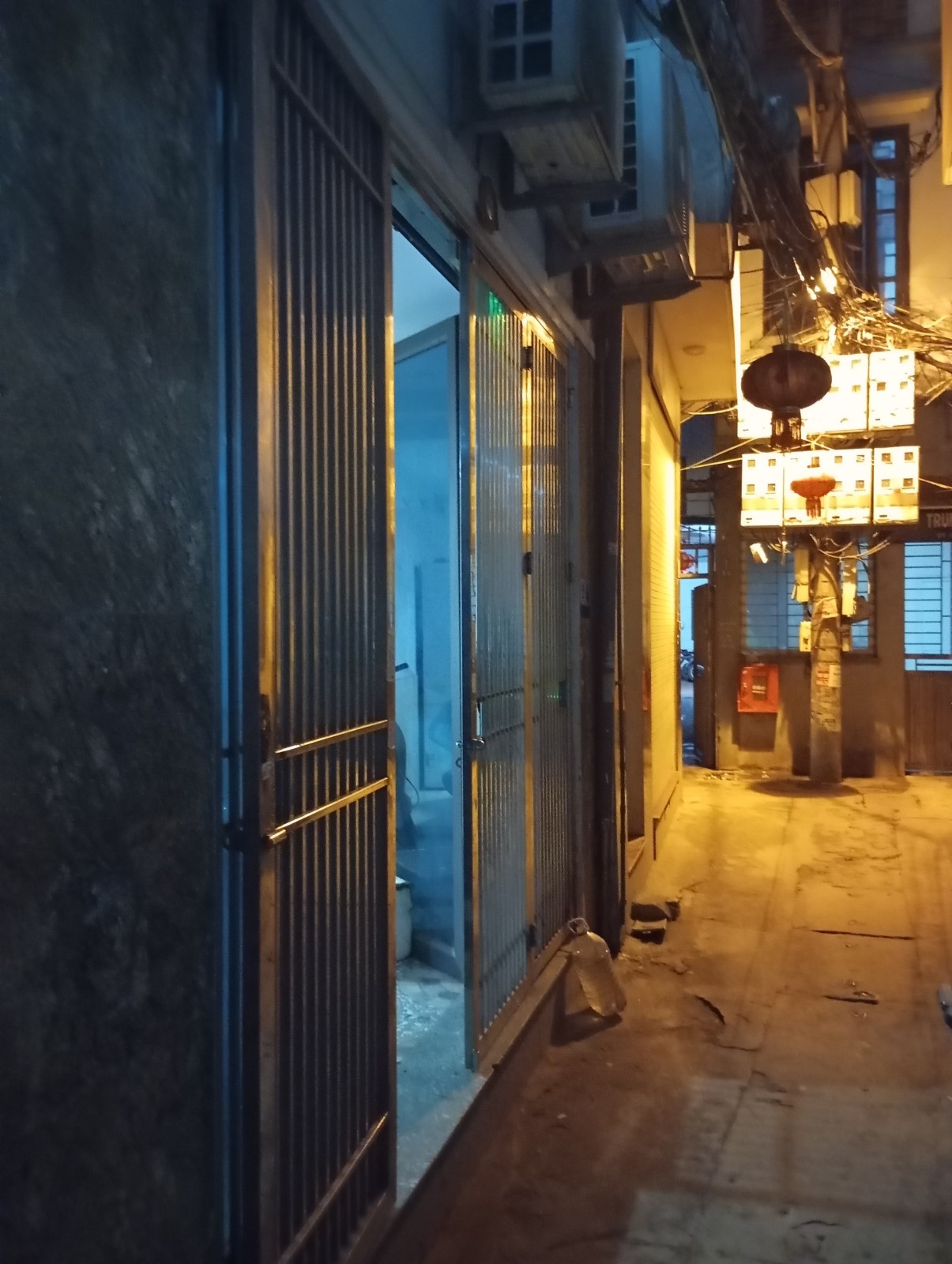  CHÍNH CHỦ CẦN TIỀN BÁN GẤP NHÀ PHỐ PHÚ ĐÔ DIỆN TÍCH 50/65 m2 x 6 TẦNG MT RỘNG NHỈNH 13 TỶ Ô TÔ GẦN KD 