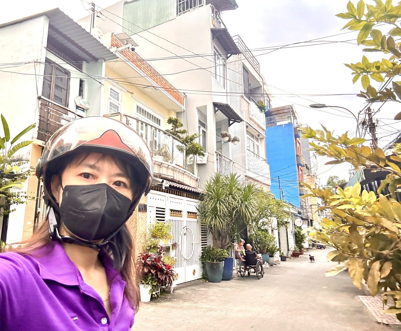  BÁN NHÀ Đ.BẾN VÂN ĐỒN- NGANG NỞ HẬU TÀI LỘC- XE HƠI ĐẬU CỬA- LƯU THÔNG HOÀNG DIỆU- KHÁNH HỘI- NGUYỄN TẤT THÀNH. 