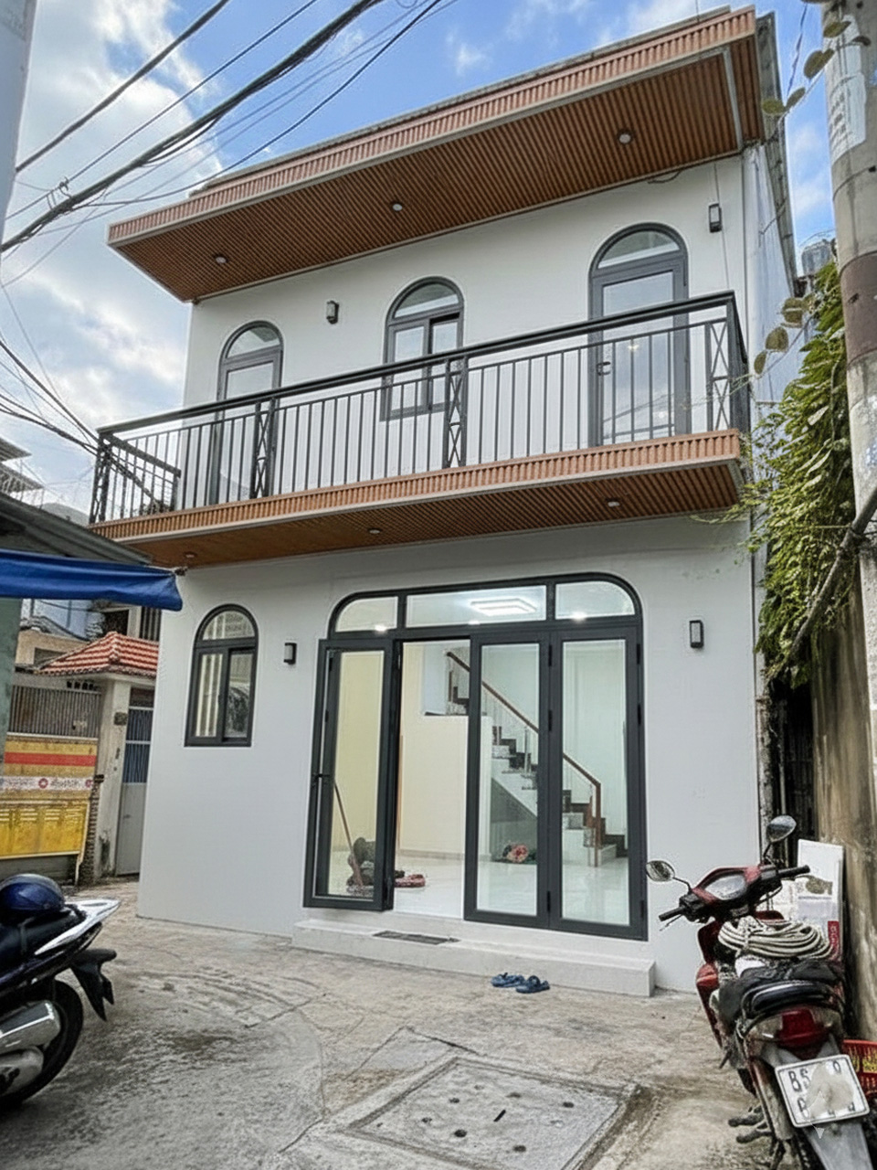  T1669 ???? ⭐️ sát chợ Gò Vấp, SHR, Lô góc, 2 tầng, 5.5x5.6m, 4.x tỷ 