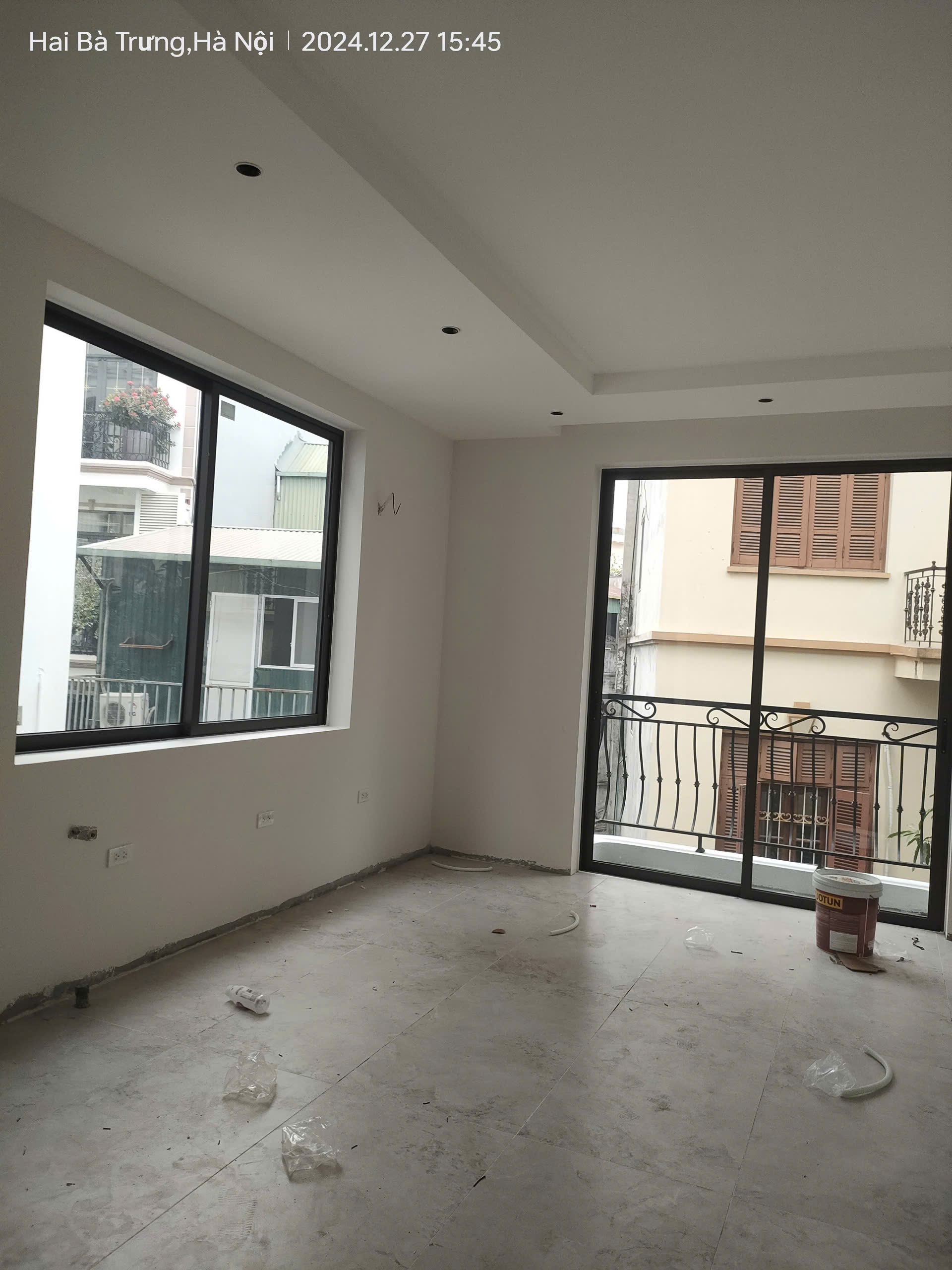  Thuê lâu dài giá rẻ phòng đào tạo Giáp Bát 300m, tầng 3,4, mặt tiền 30m, 20 tr/th, Hoàng Mai. 