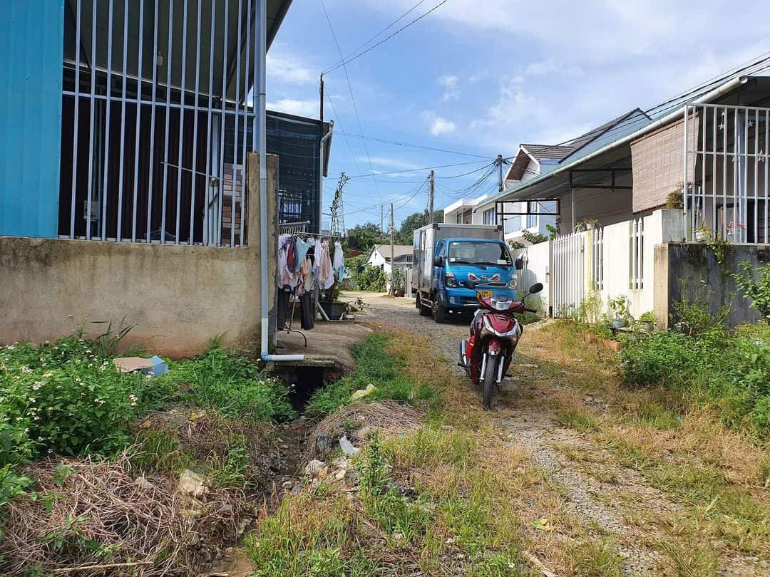  ĐẤT ĐẸP – GIÁ ĐẦU TƯ - CẦN BÁN  LÔ ĐẤT tại  hẻm 115 Lam Sơn - Phường Lộc Sơn -TP. Bảo Lộc, Lâm Đồng 