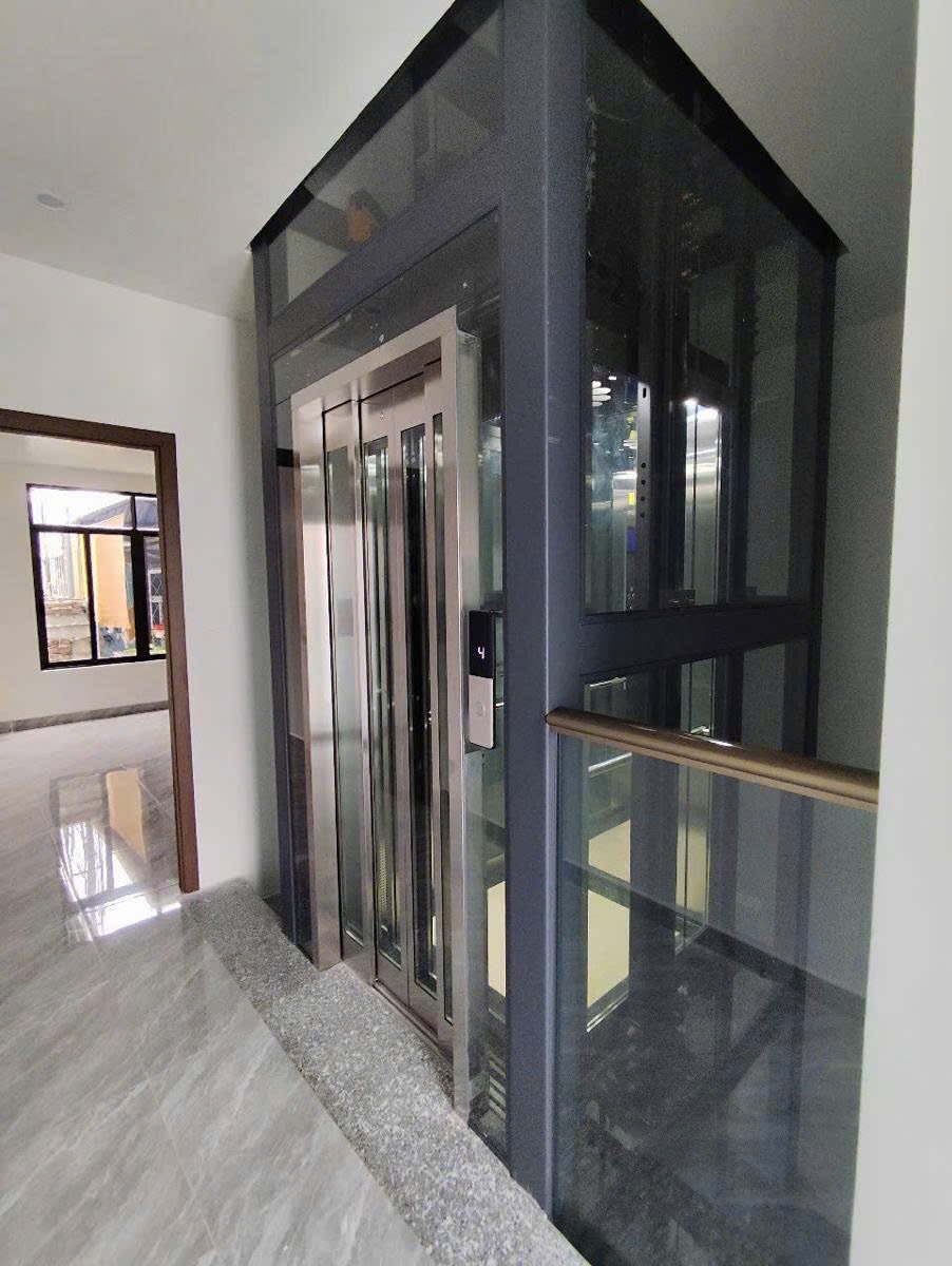  TRUNG TÂM TÂY HỒ-ĐƯỜNG TỨ LIÊN - SIÊU PHẨM NHÀ ĐẸP- THANG MÁY  65M, 5 TẦNG- NHỈNH 14 TỶ 