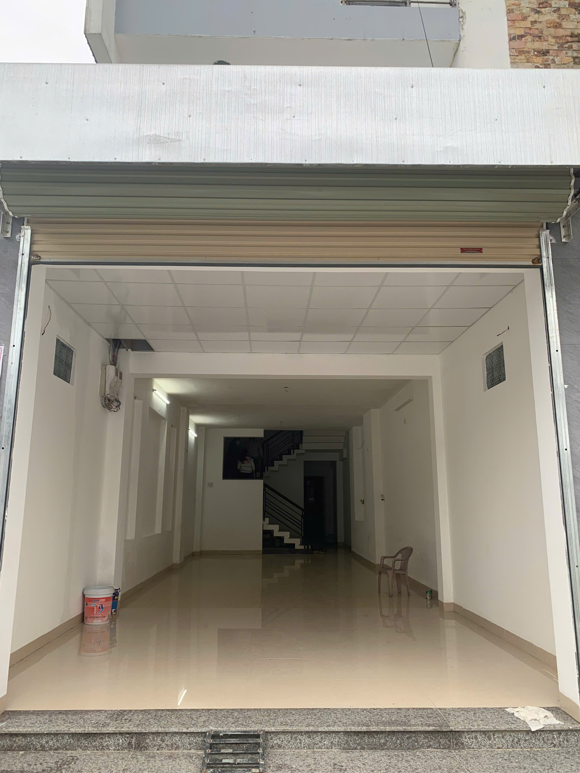  ???? CHO NHÀ NGUYÊN CĂN 3 TẦNG MẶT TIỀN ĐƯỜNG BÀ TRIỆU 