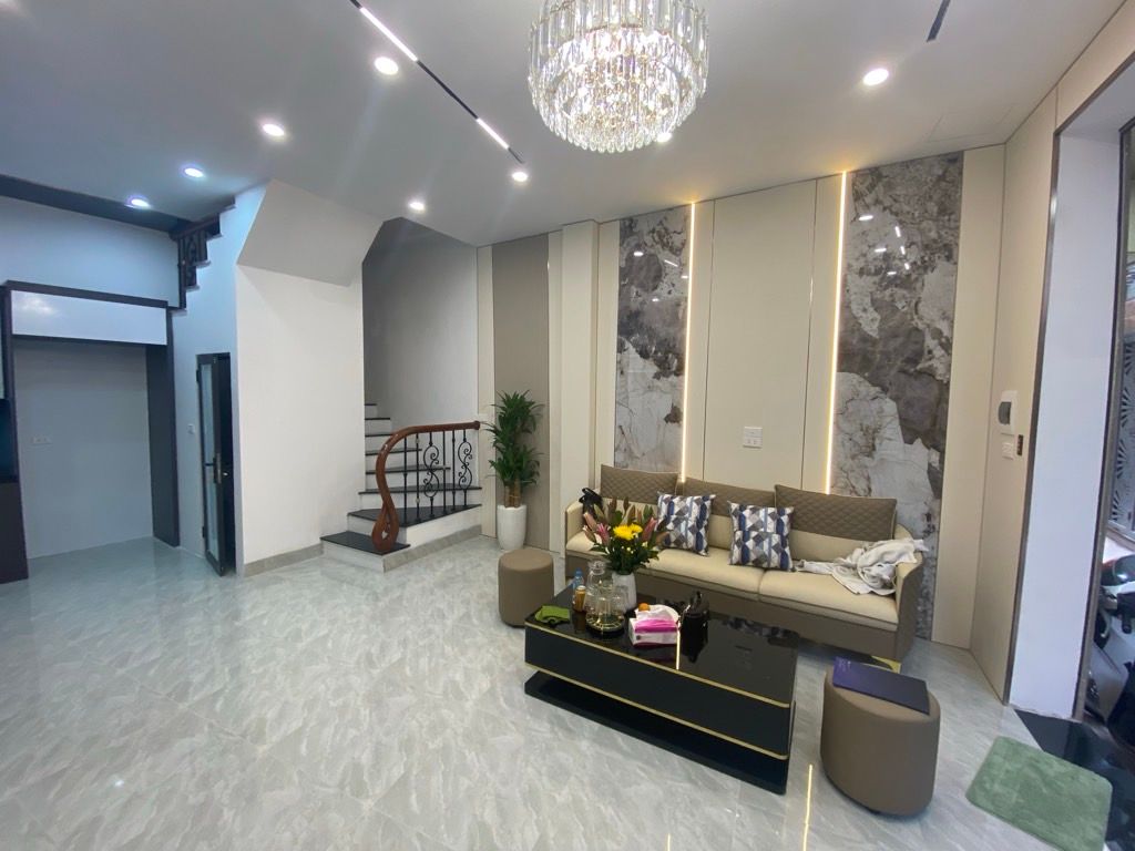  BÁN NHÀ THANH AM LONG BIÊN,OTO ĐỖ CỔNG,MỚI TINH, GẦN CHỢ ,TRƯỜNG 62M 