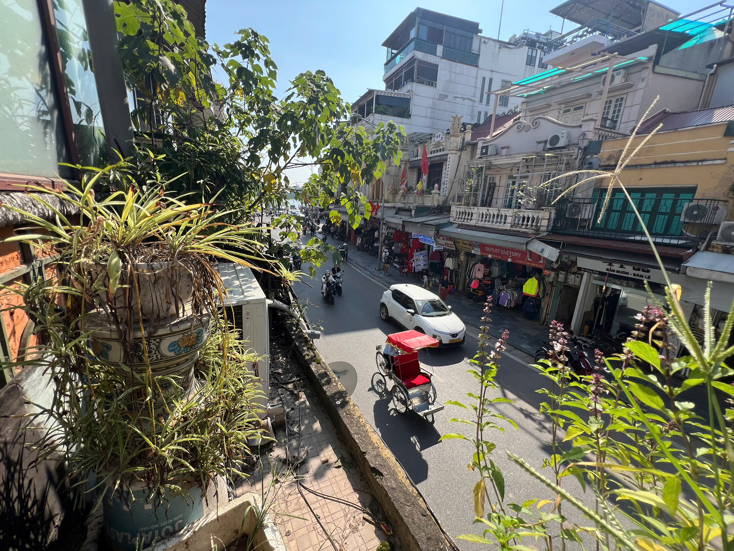  LinhHK cho thuê Gia Ngư 60m tầng 2, view Hàng Đào – hợp xưởng, studio 