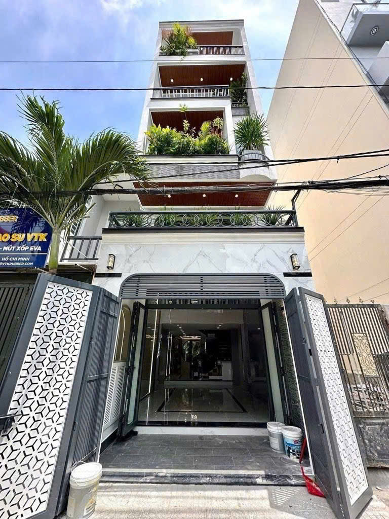  ????SIÊU PHẨM NHÀ PHỐ - 5 TẦNG THANG MÁY - FULL NỘI THẤT CAO CẤP - HẺM 8M Ô TÔ THÔNG- HÀ HUY GIÁP Q12 -72/234m2 GIÁ CHỈ 8.x ???? 